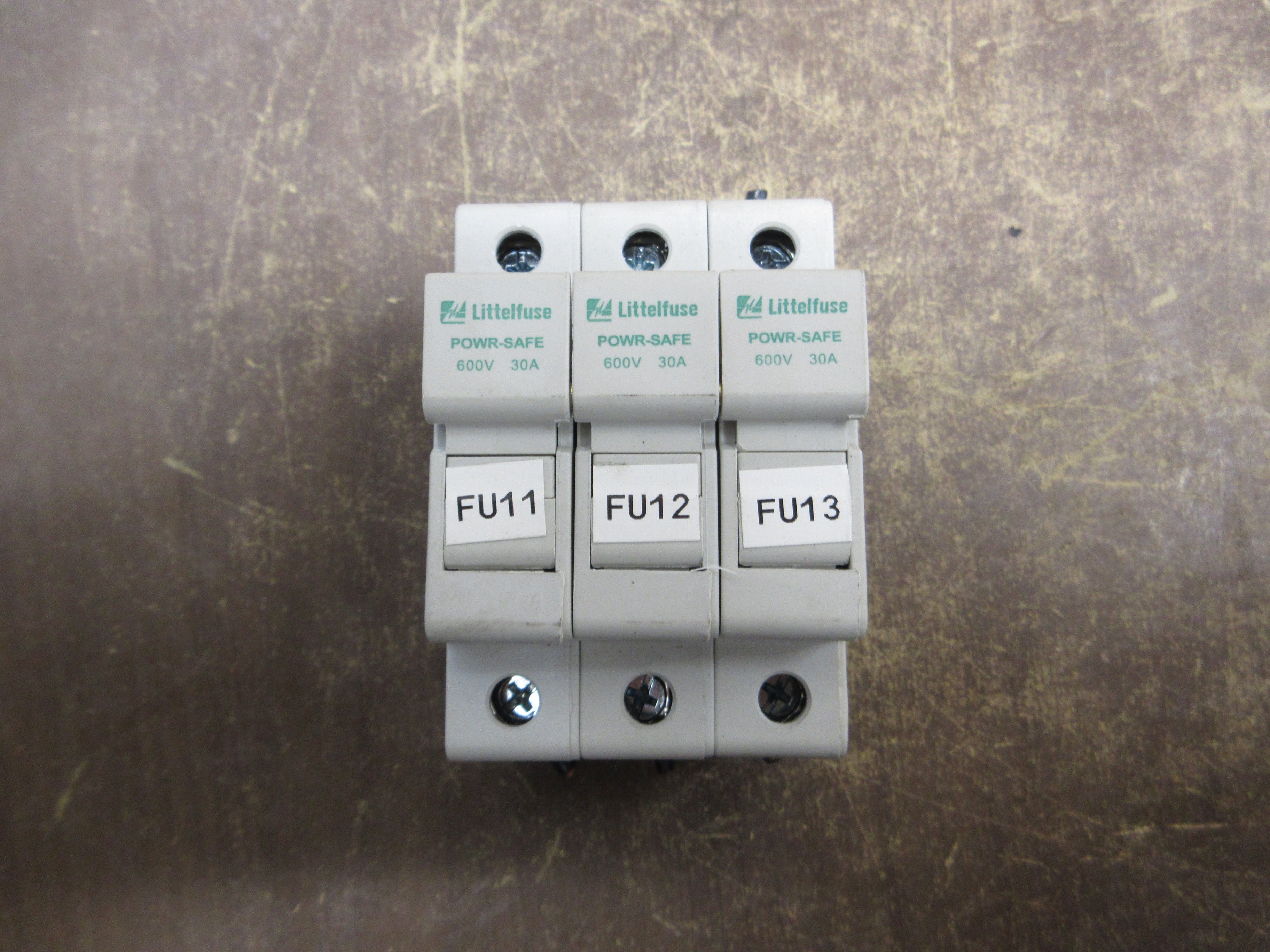 Littelfuse Fuseholder LPSC CH 30A 600V 3P Used
