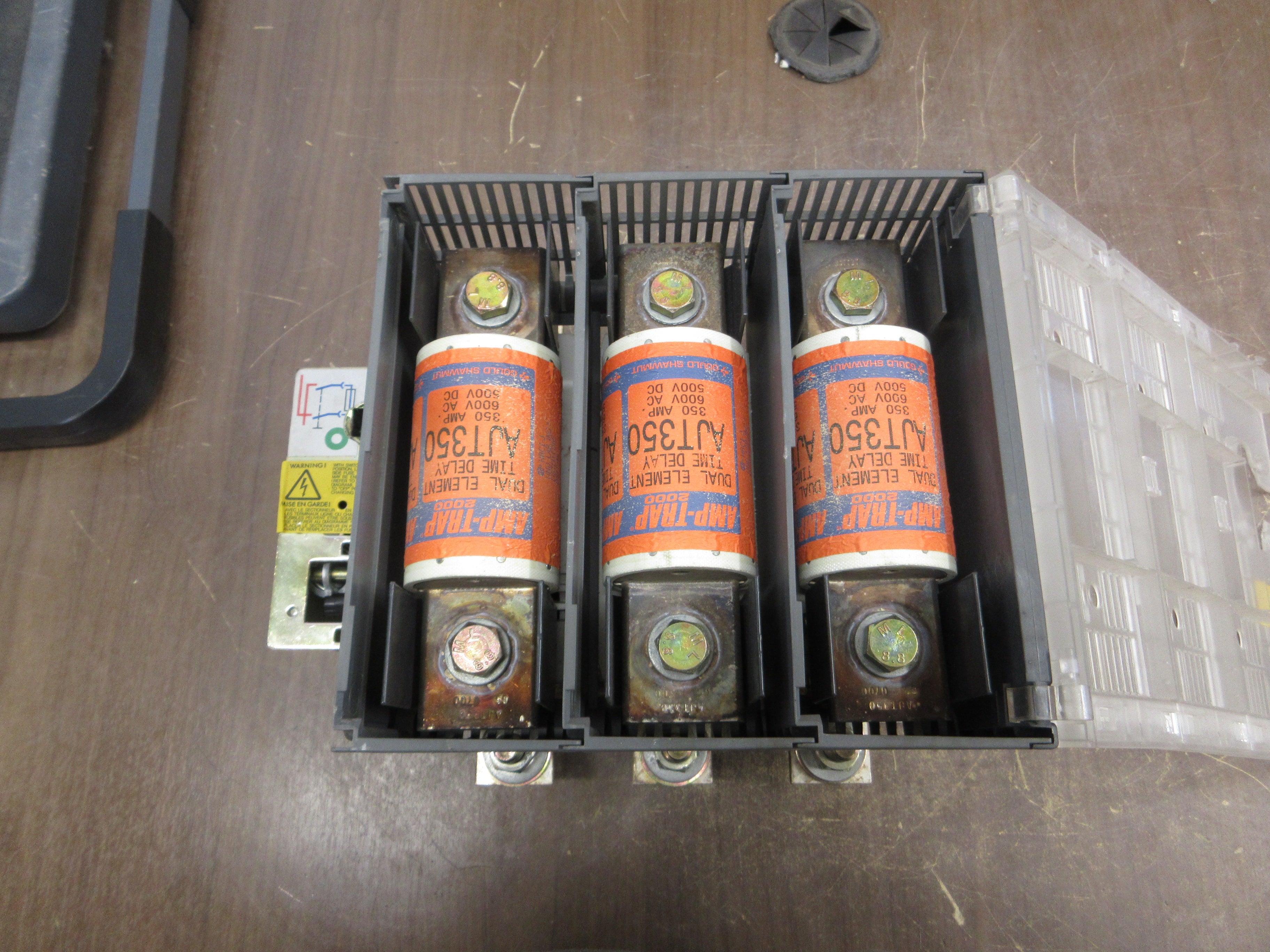 ABB Fusible Disconnect Switch OES400J3 400A 600V 3P (3) 350A Fuses *No Handle*