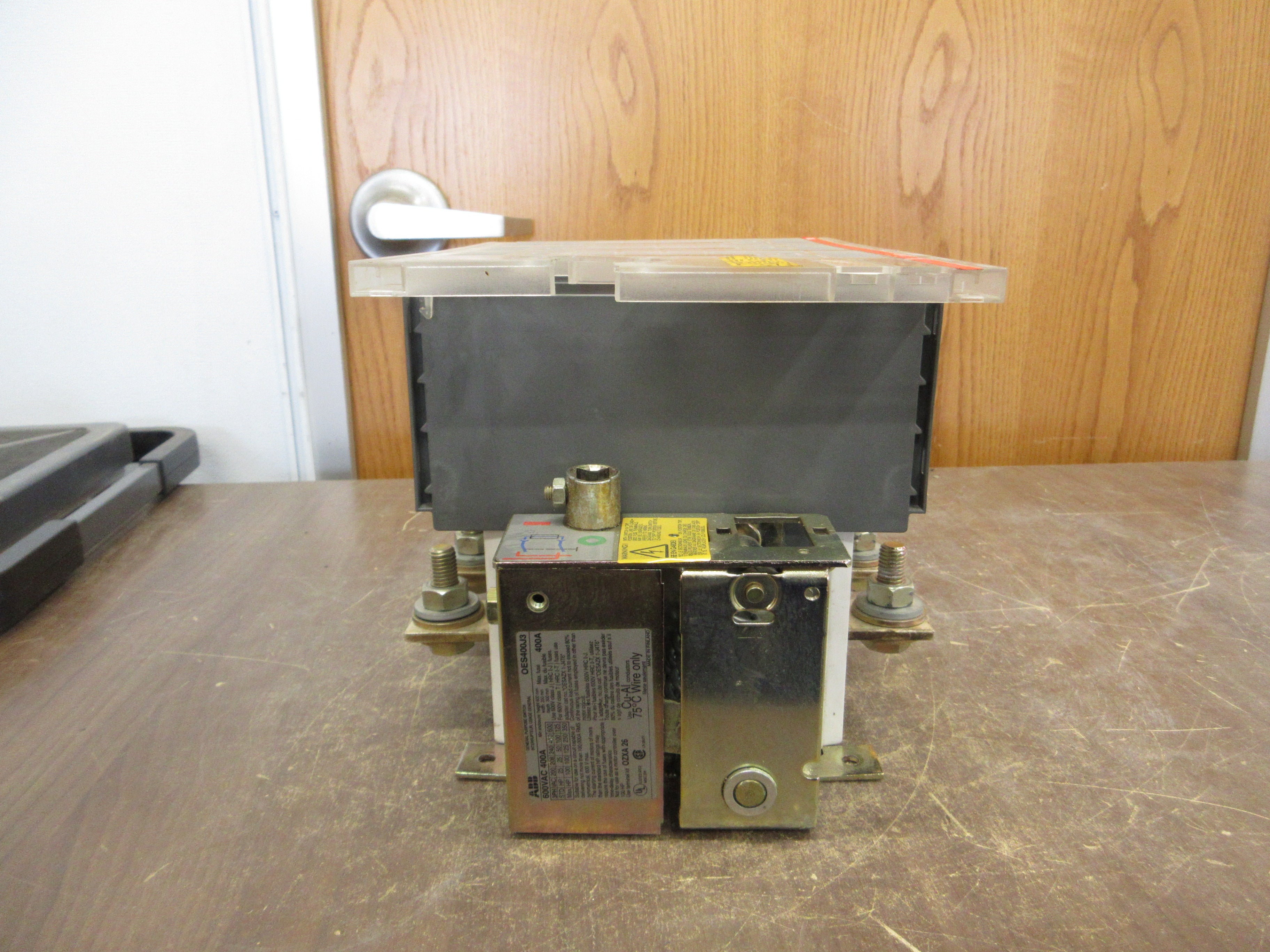 ABB Fusible Disconnect Switch OES400J3 400A 600V 3P (3) 350A Fuses *No Handle*