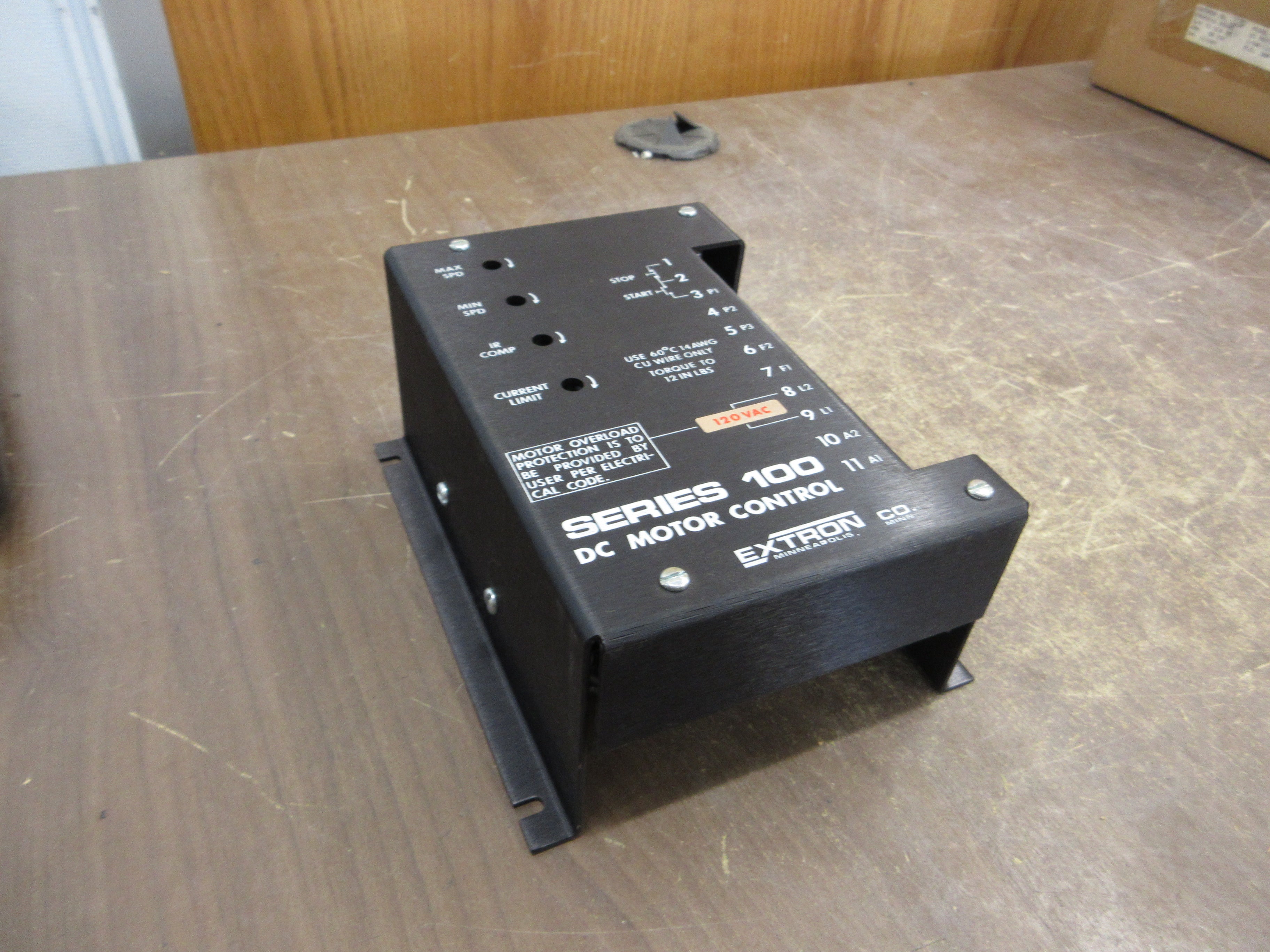 Extron DC Motor Control 100-10 1/4 to 3/4HP Armature: 90 VDC Field: 100 VDC