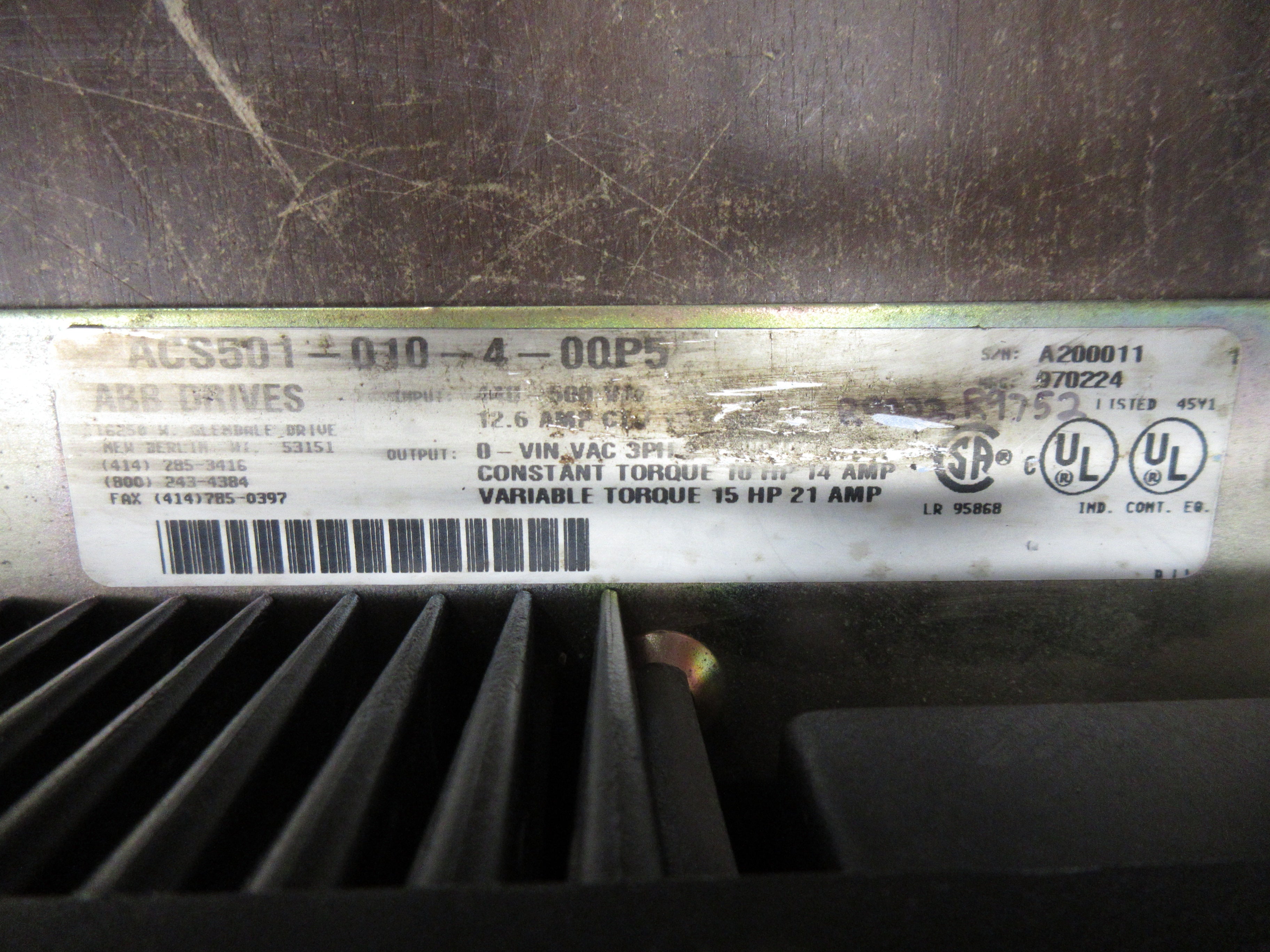 ABB ACS501 AC Drive ACS501-010-4-00P5 10HP 3Ph Used