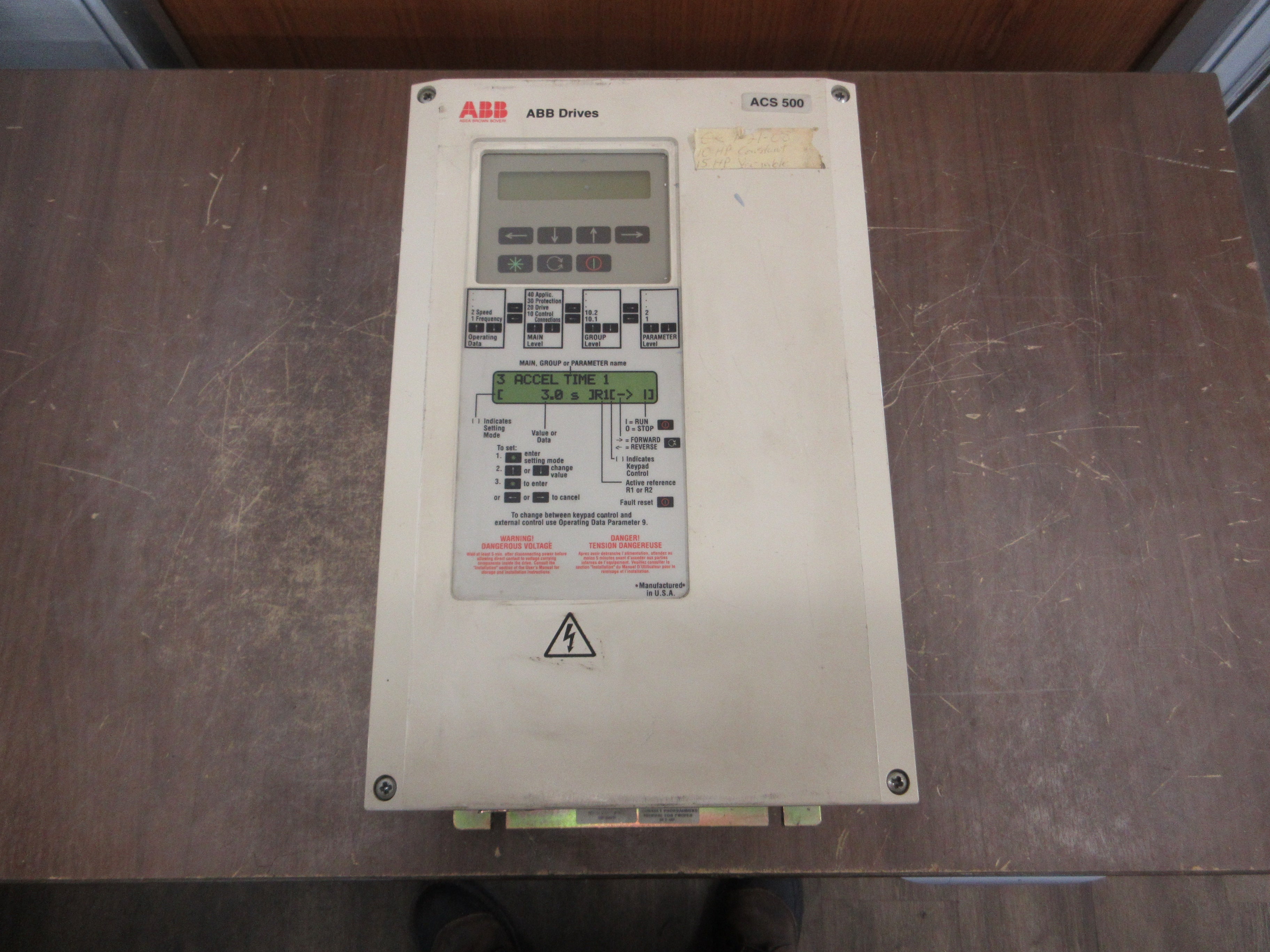 ABB ACS501 AC Drive ACS501-010-4-00P5 10HP 3Ph Used