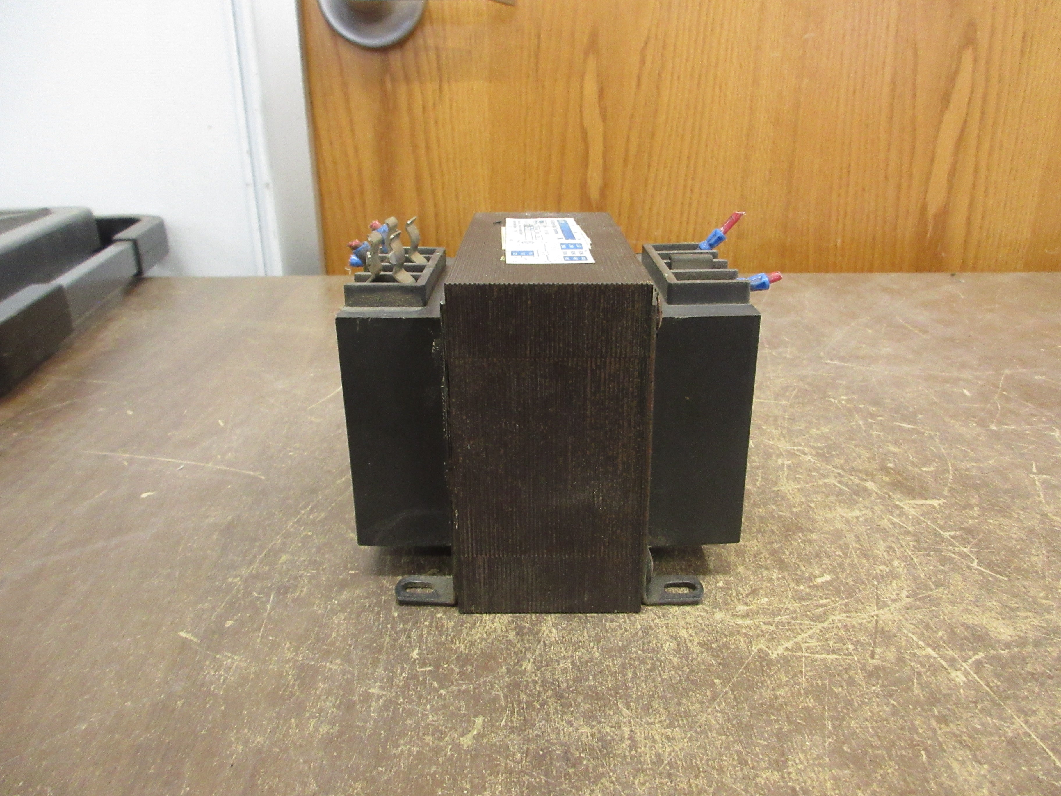 Gould ITE Transformer 2032-T10 0.250 kVA Pri: 230/460V Sec: 115V Used