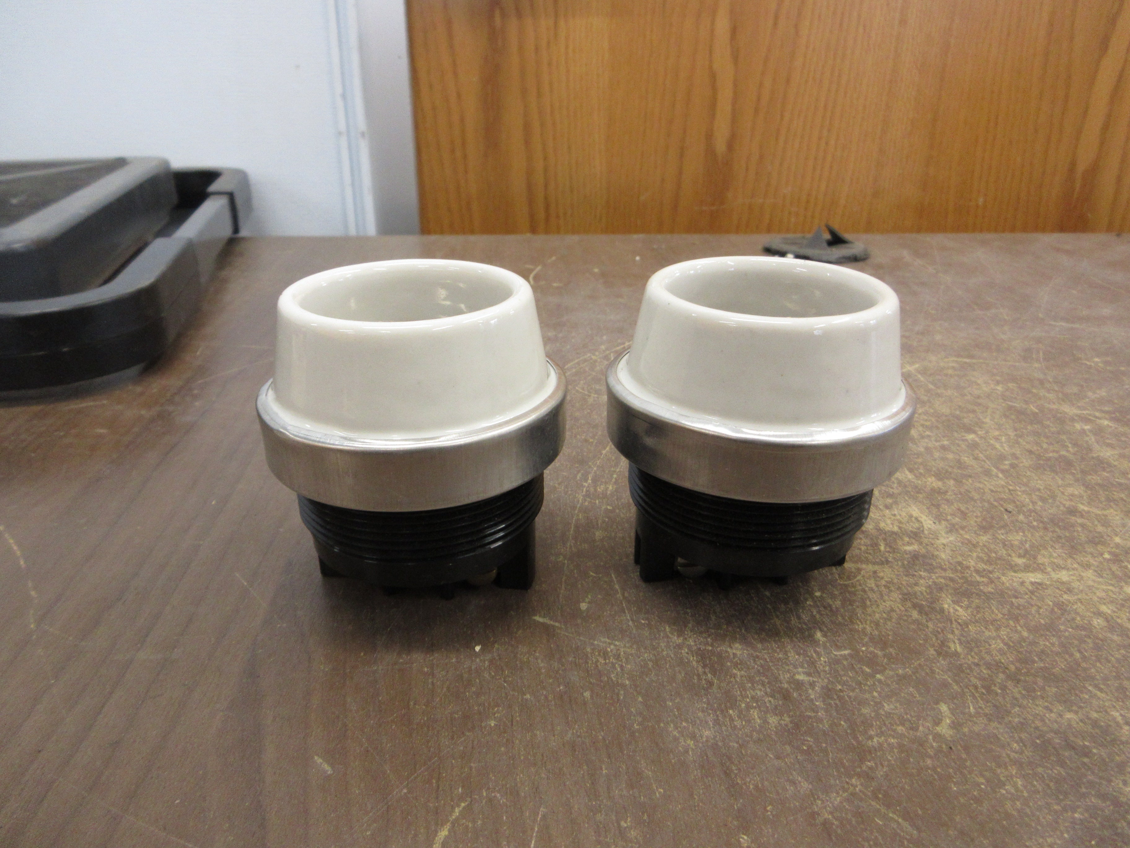 Crouse-Hinds Condulet Plug Receptacles EV 62 For Explosion Proof EV Series