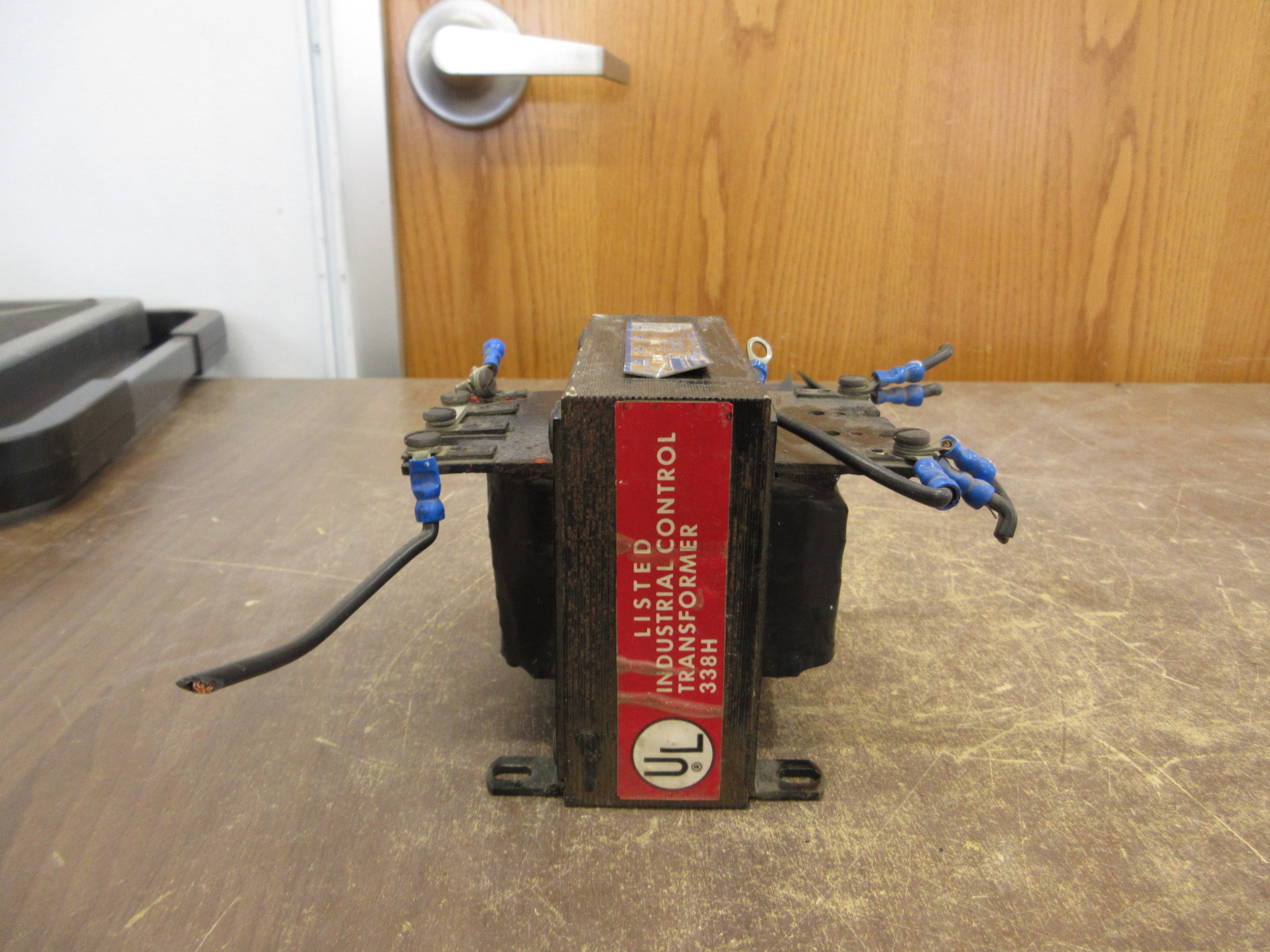 Hevi-Duty Type SMT Control Transformer T300 0.300kVA Pri: 240/480V Sec: 120V