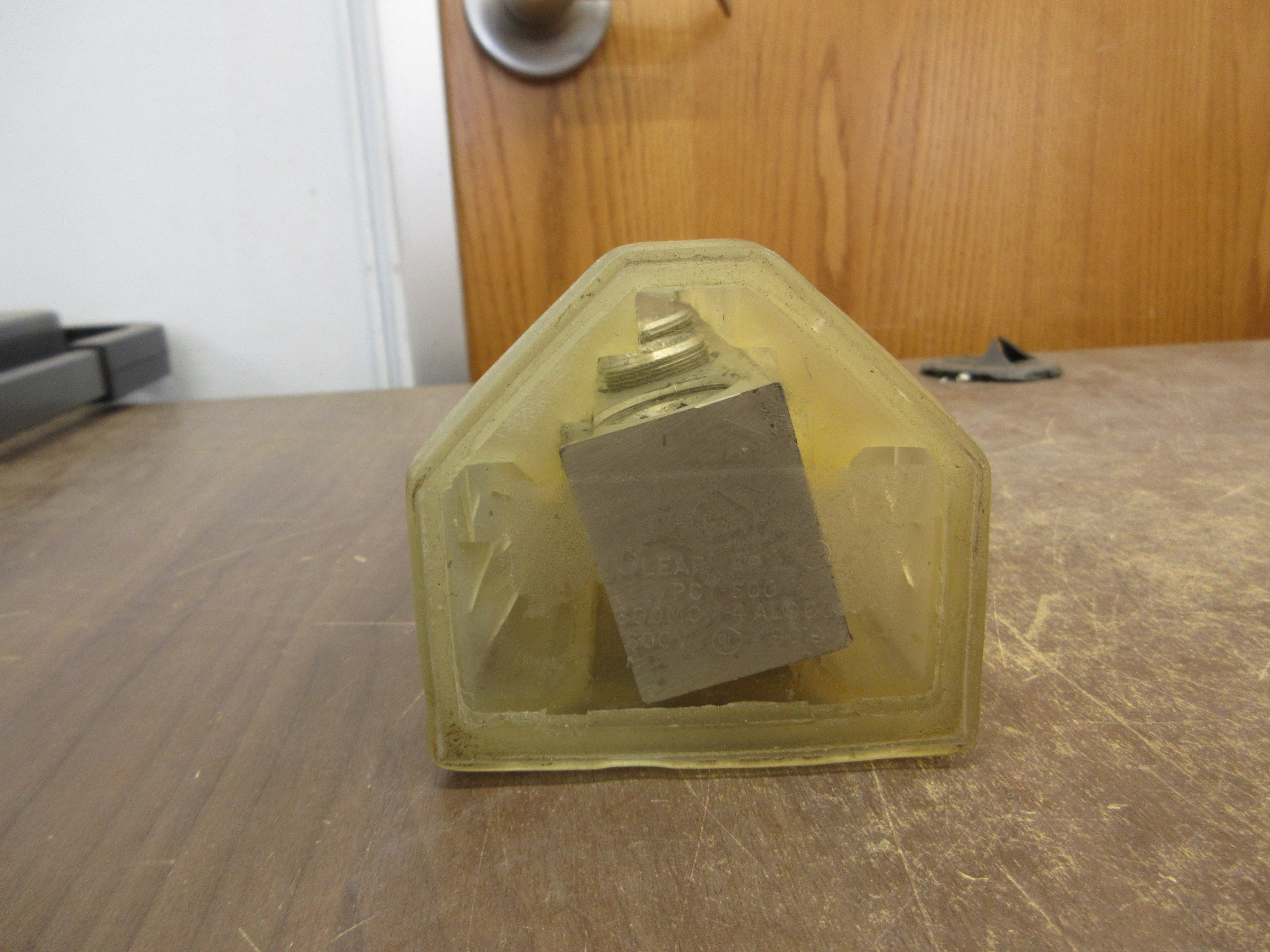 Ilsco ClearTap Insulated Multitap Connector PCT-4-600 (4) 600MCM Used