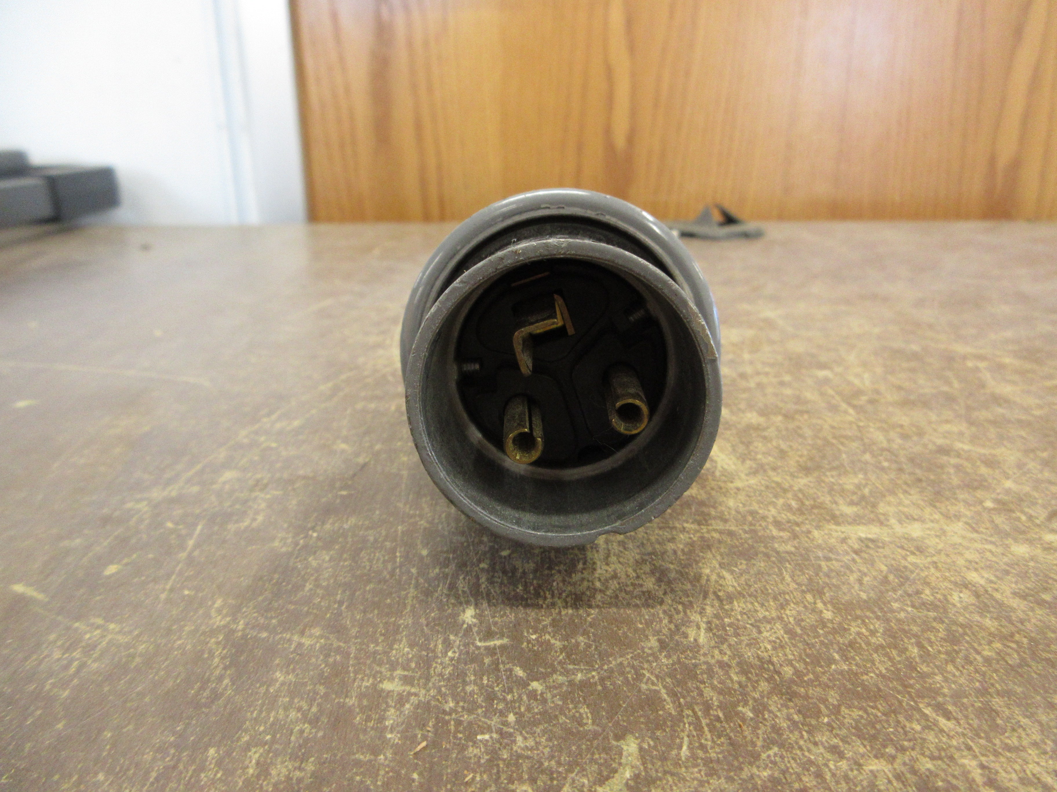 Russellstoll Plug 3720U2 15A 250V Used