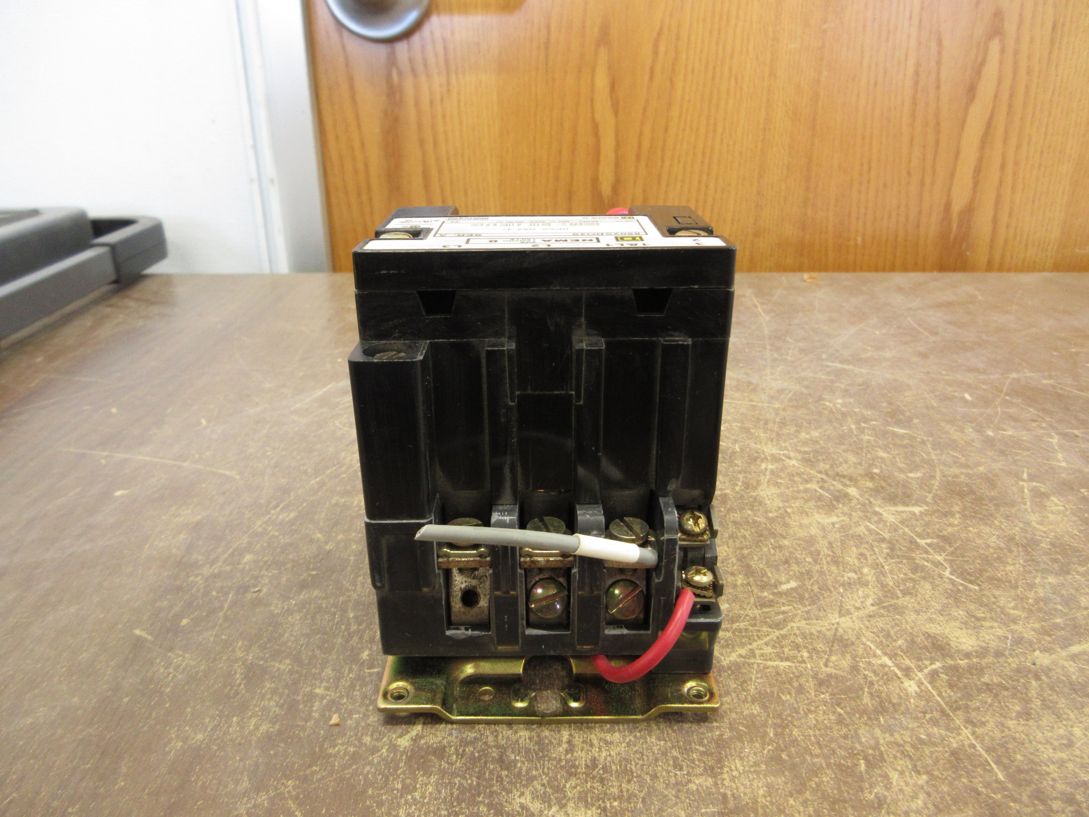 Square D Size 0 Contactor 8502SBO2S Ser. A 120V Coil Used