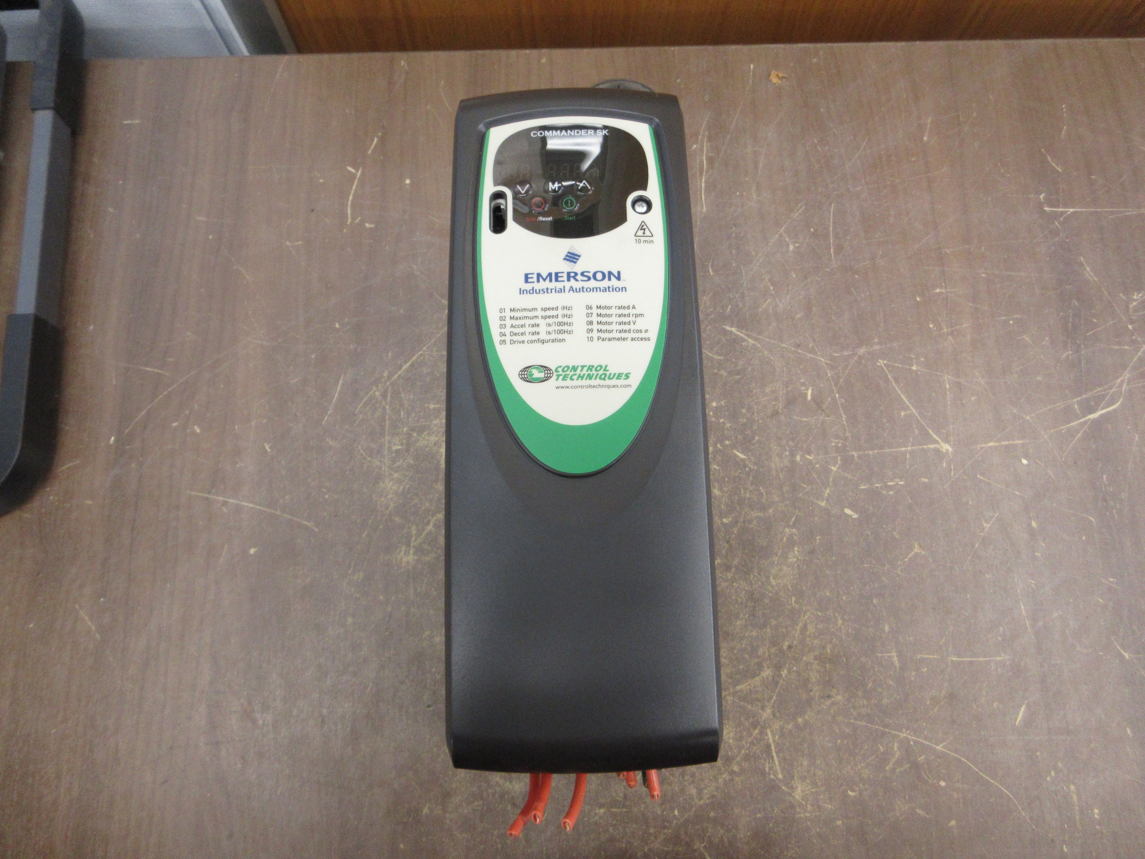 Emerson Control Techniques Commander SK AC Drive SKD3400750 10HP 3Ph Used