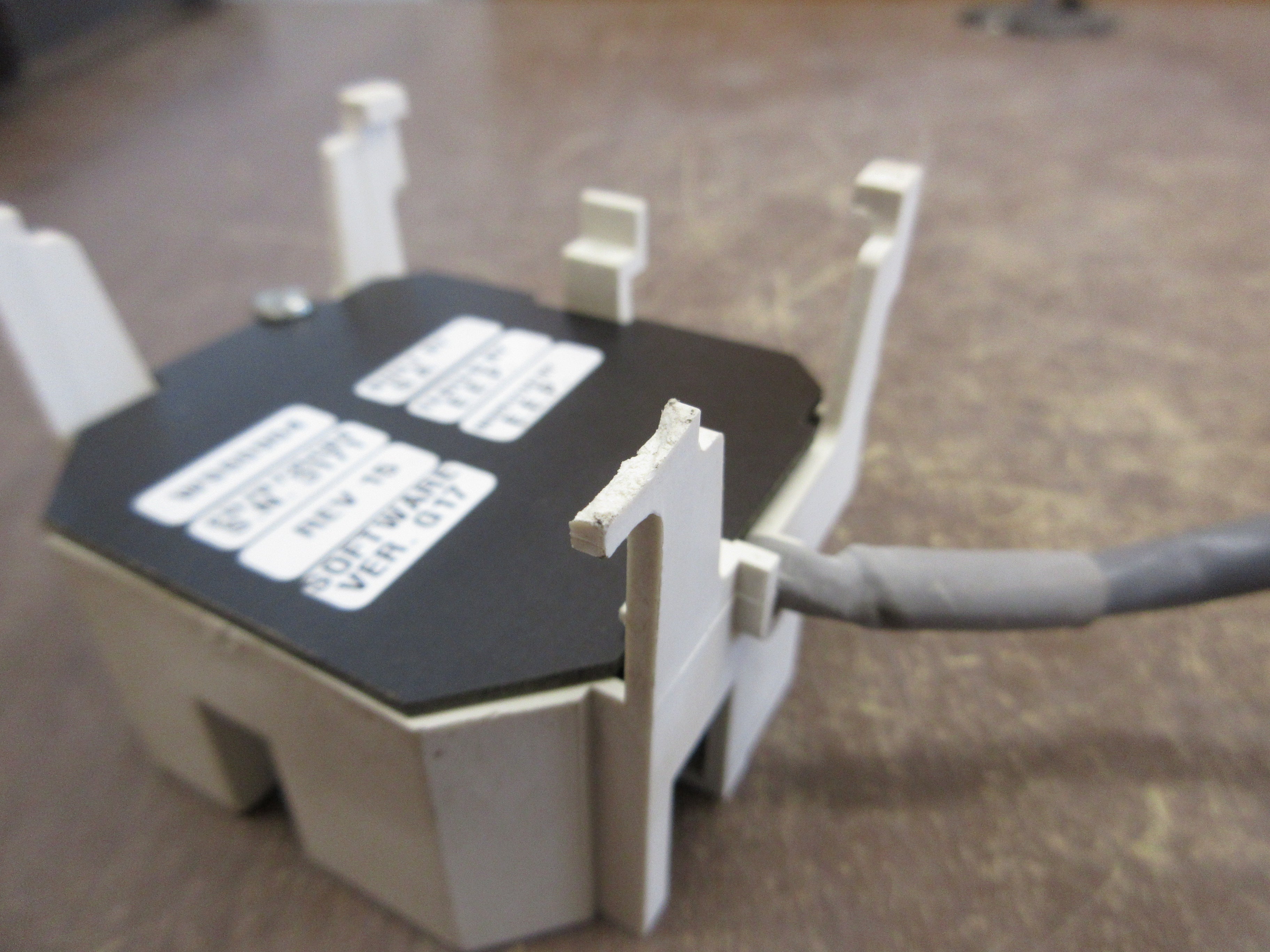 Cutler-Hammer WPONI Module 2D79735C04 Model C 9600 BAUD 120V 50/60Hz *Cut Cord*