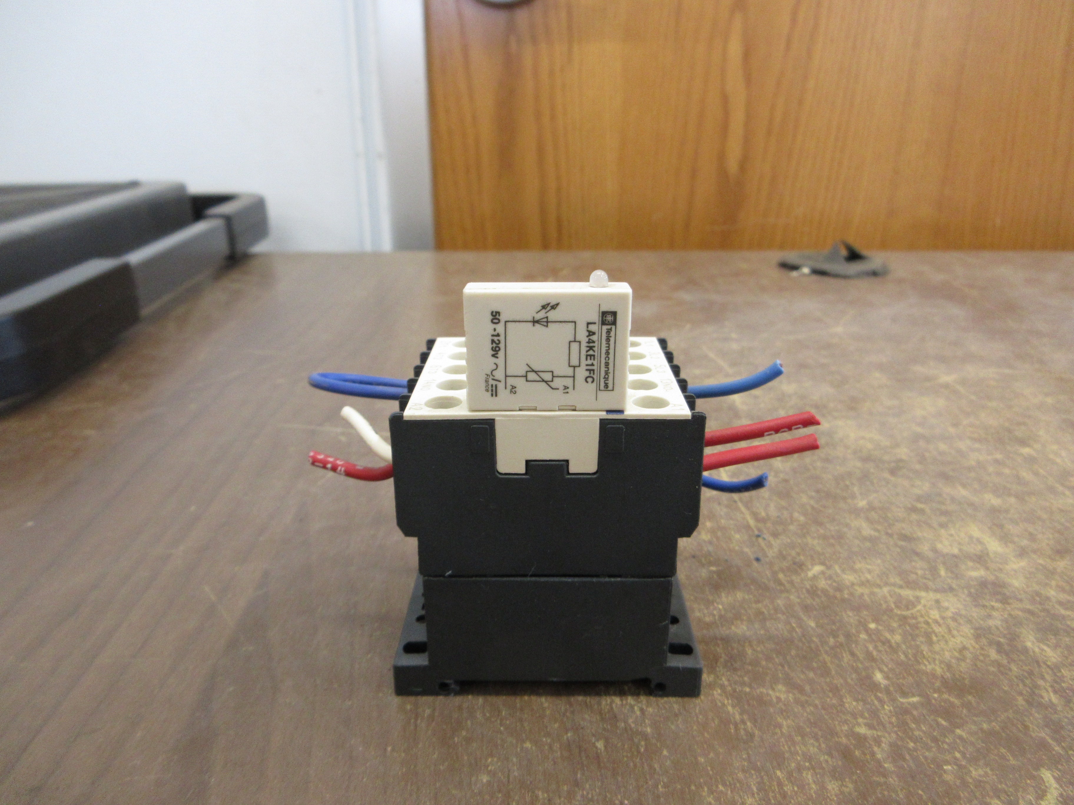 Telemecanique Contactor LC1K12 10F7 110V Coil 20A 600V Used