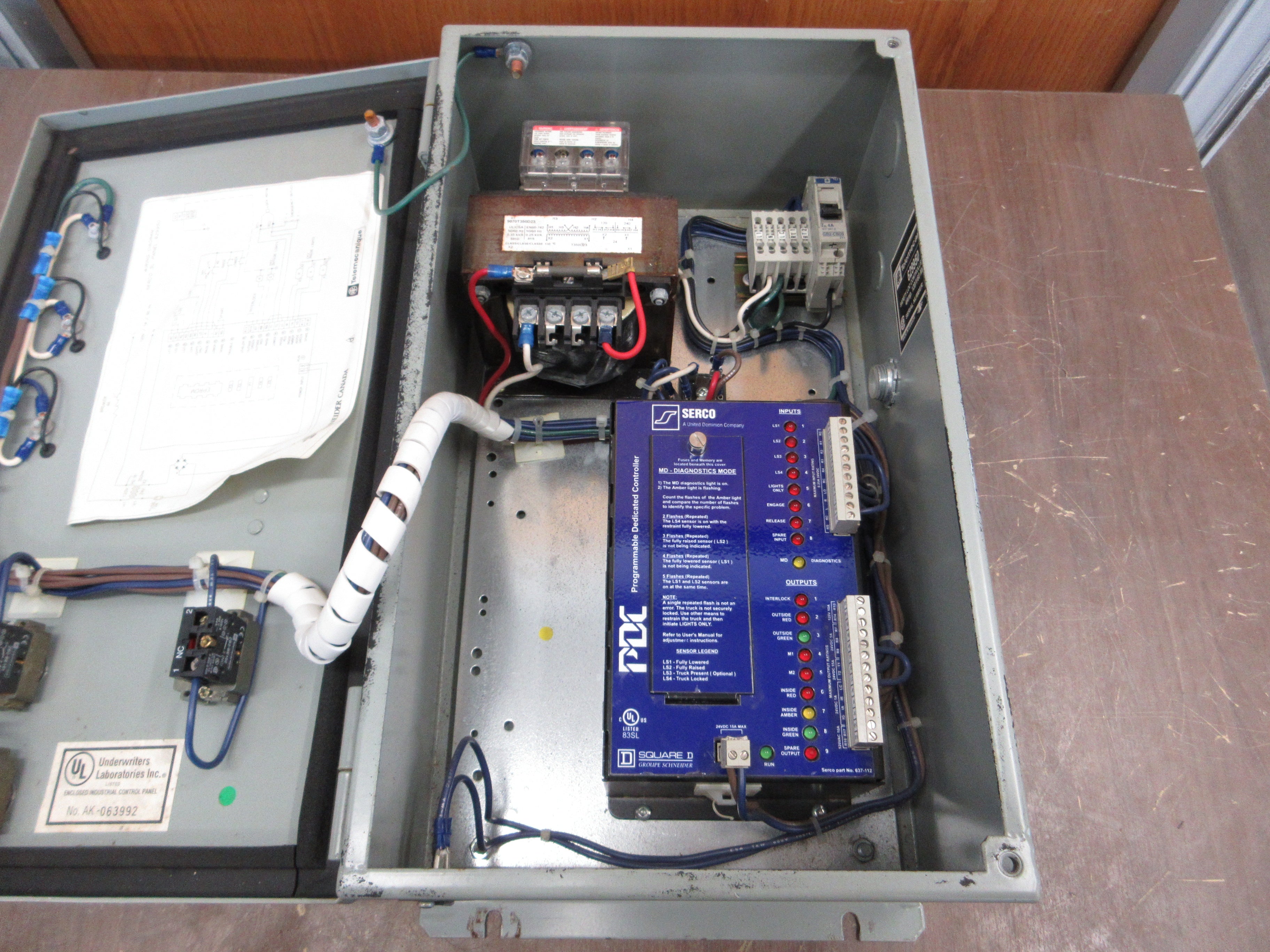 Serco Safety Loc Controller SL2060 *No Cover Screws* Used