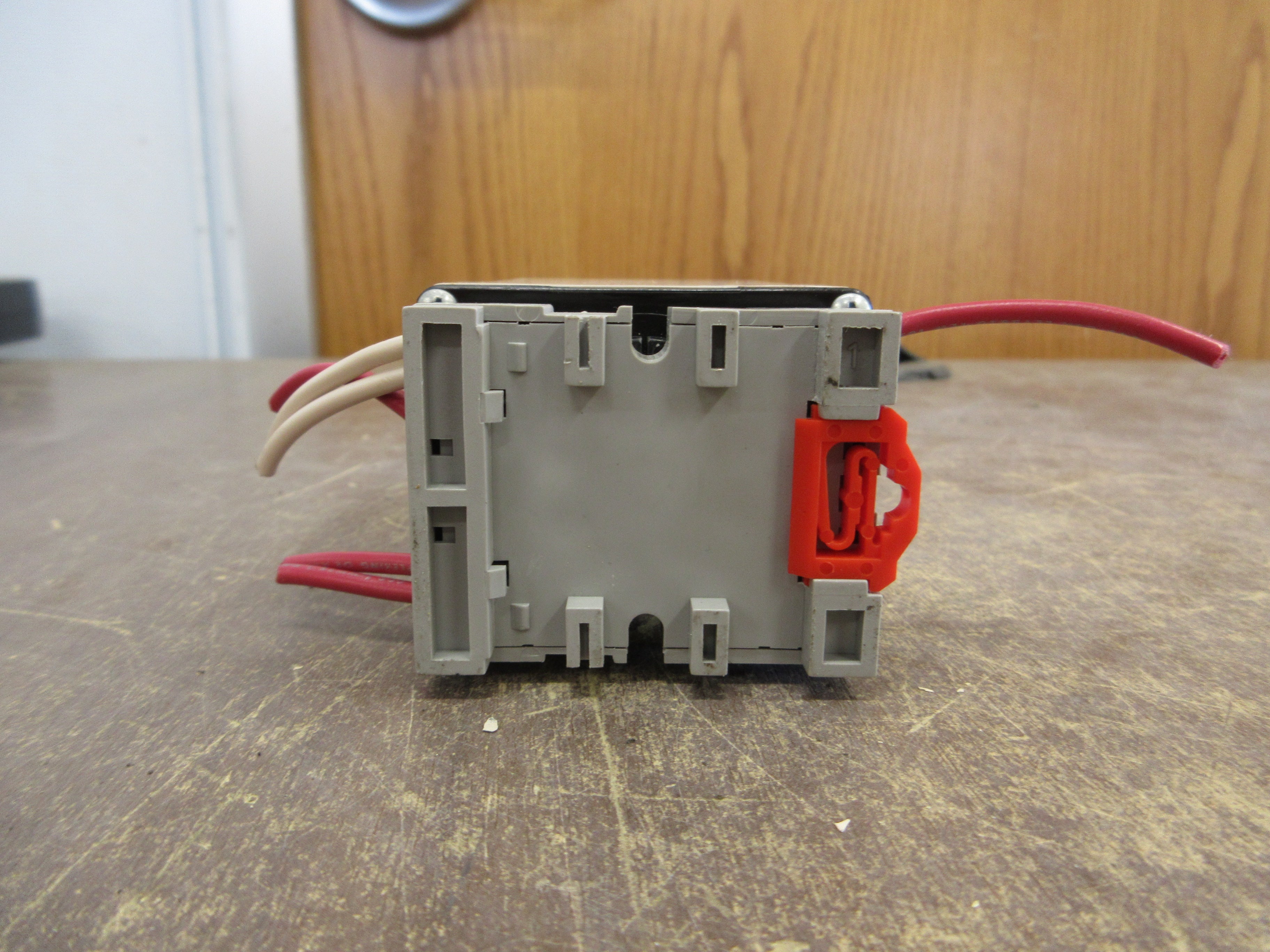 Square D Timing Relay 9050 JCK12V20 Ser. D Range: 0.3-30 Sec w/ Base Used