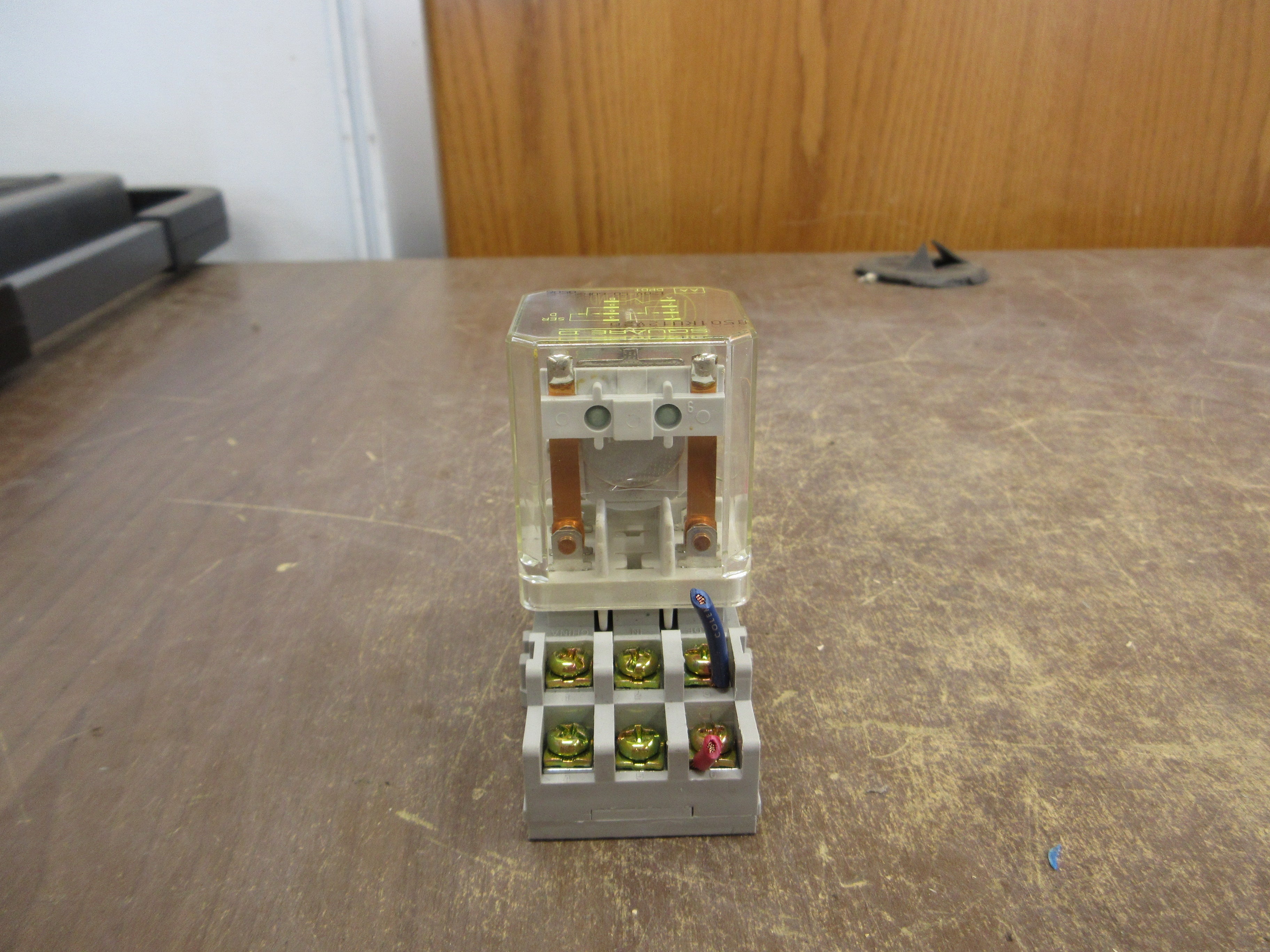 Square D Relay 8501KU12V20 120V Coil w/ Base Used