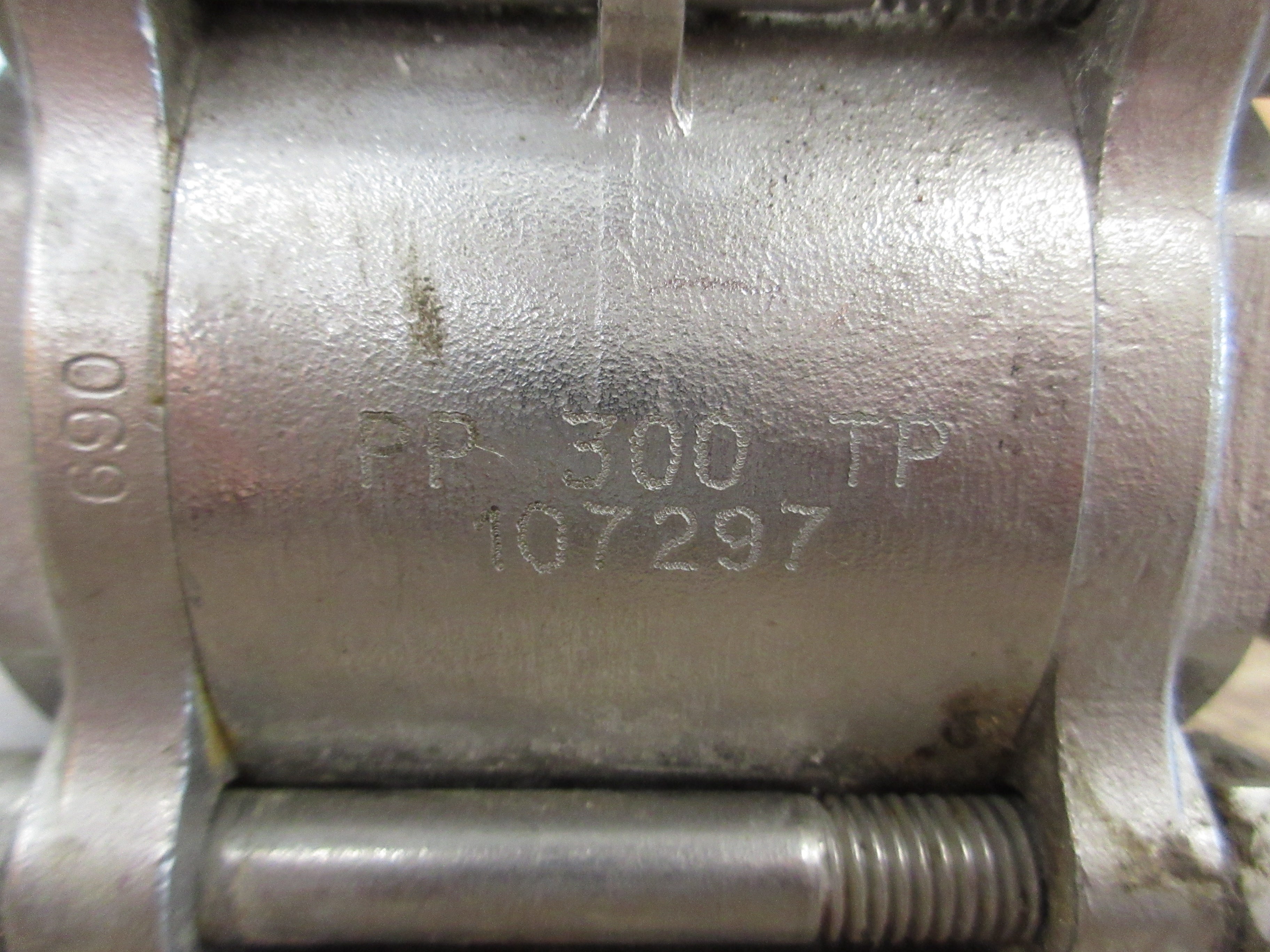 Valmicro Stainless Steel Ball Valve PP 300 TP 107297 1 1/2" Used