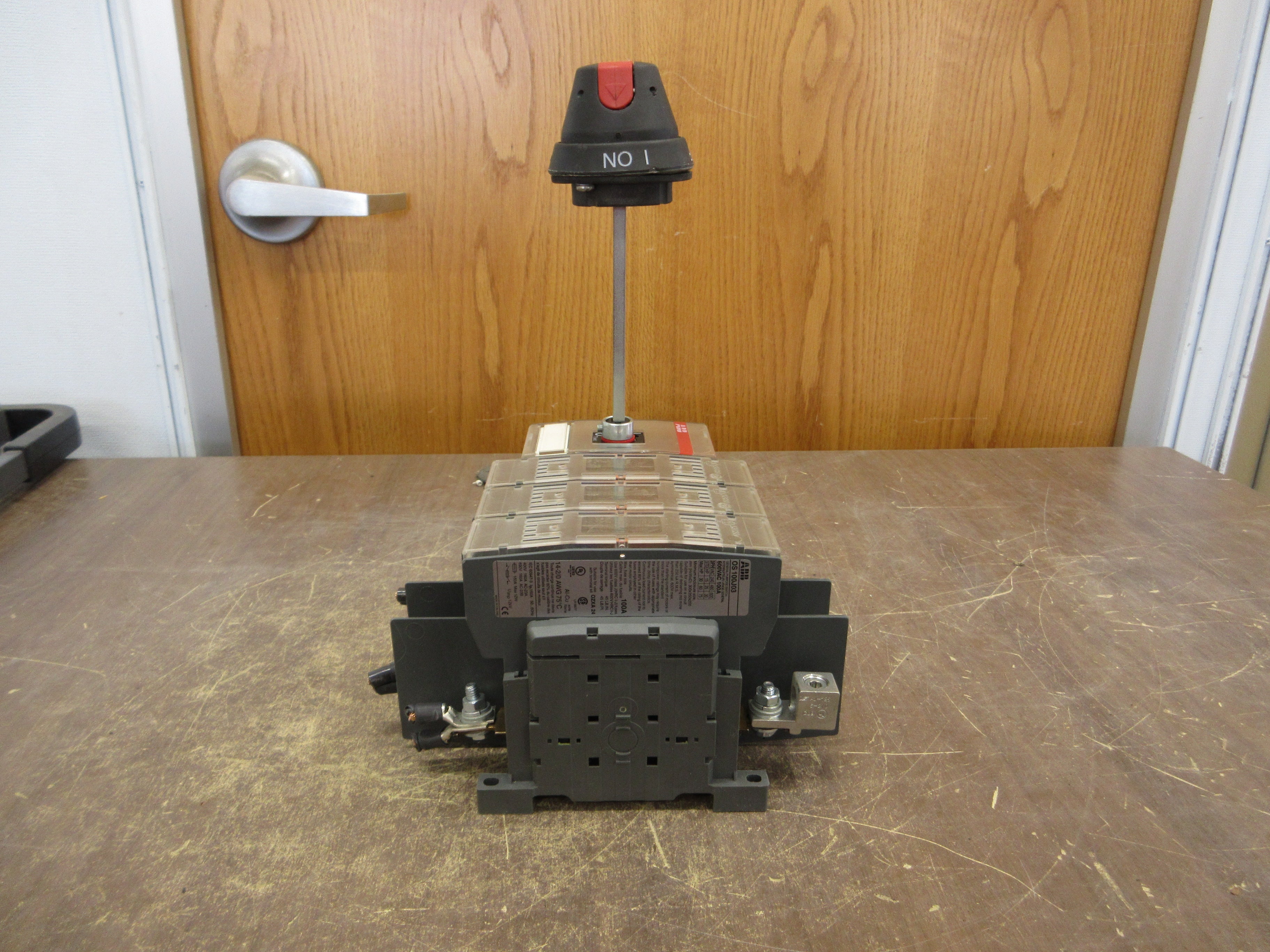 ABB Fusible Disconnect Switch OS 100J03 100A 600V 3P (3) 80A Fuses Used