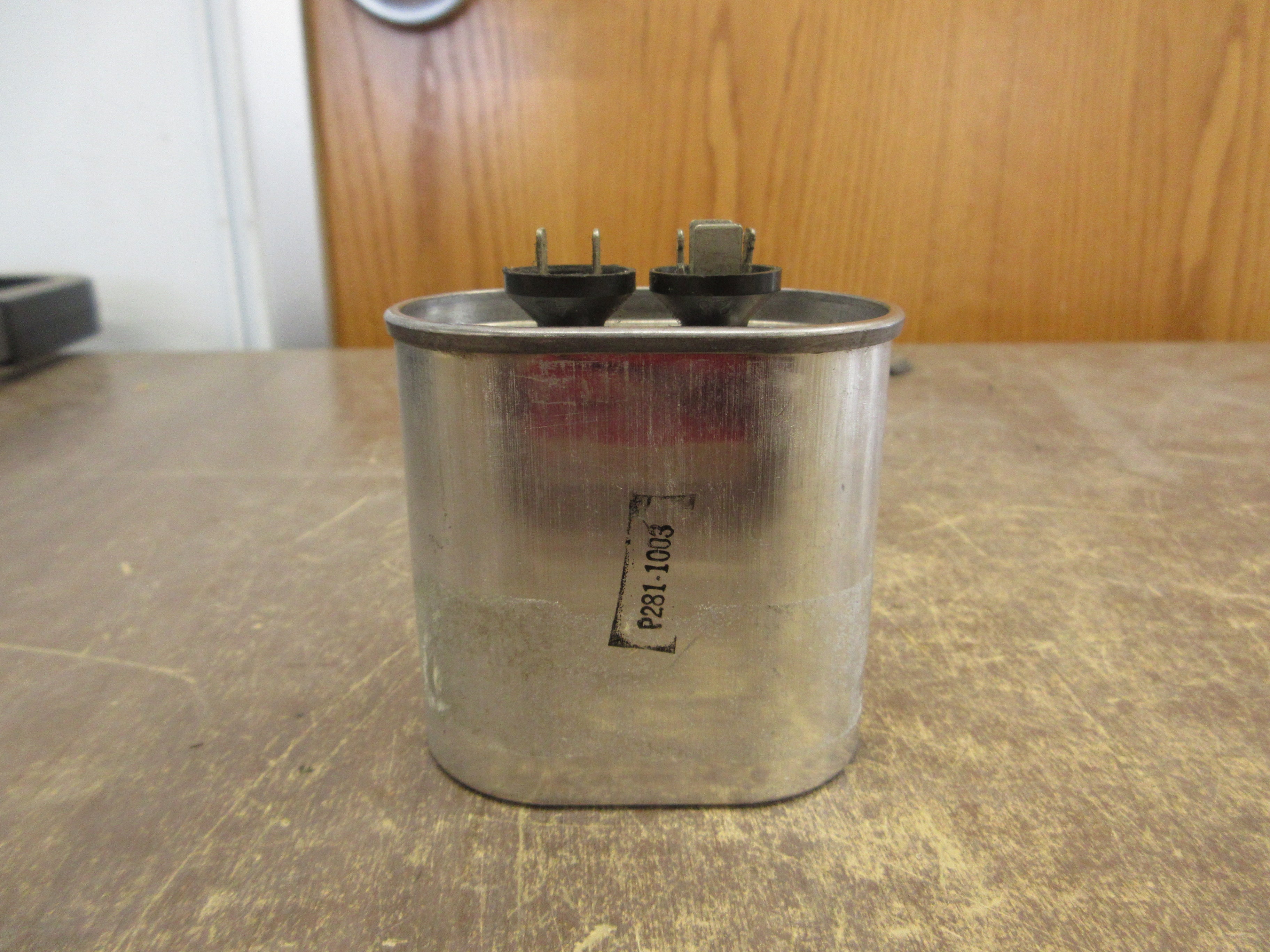 GE Capacitor 21L3110 10uF 370VAC 60Hz Used