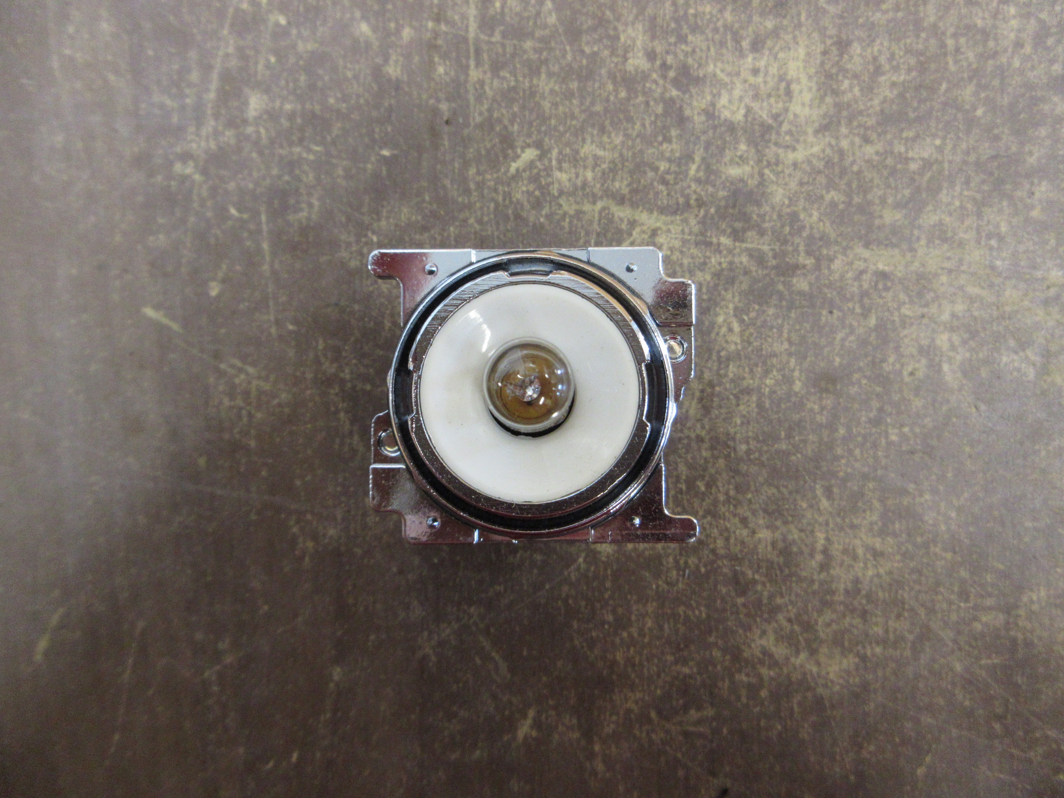 Eaton Indicator Light 10250T206N Ser. B2 24V Nema 4X New Surplus