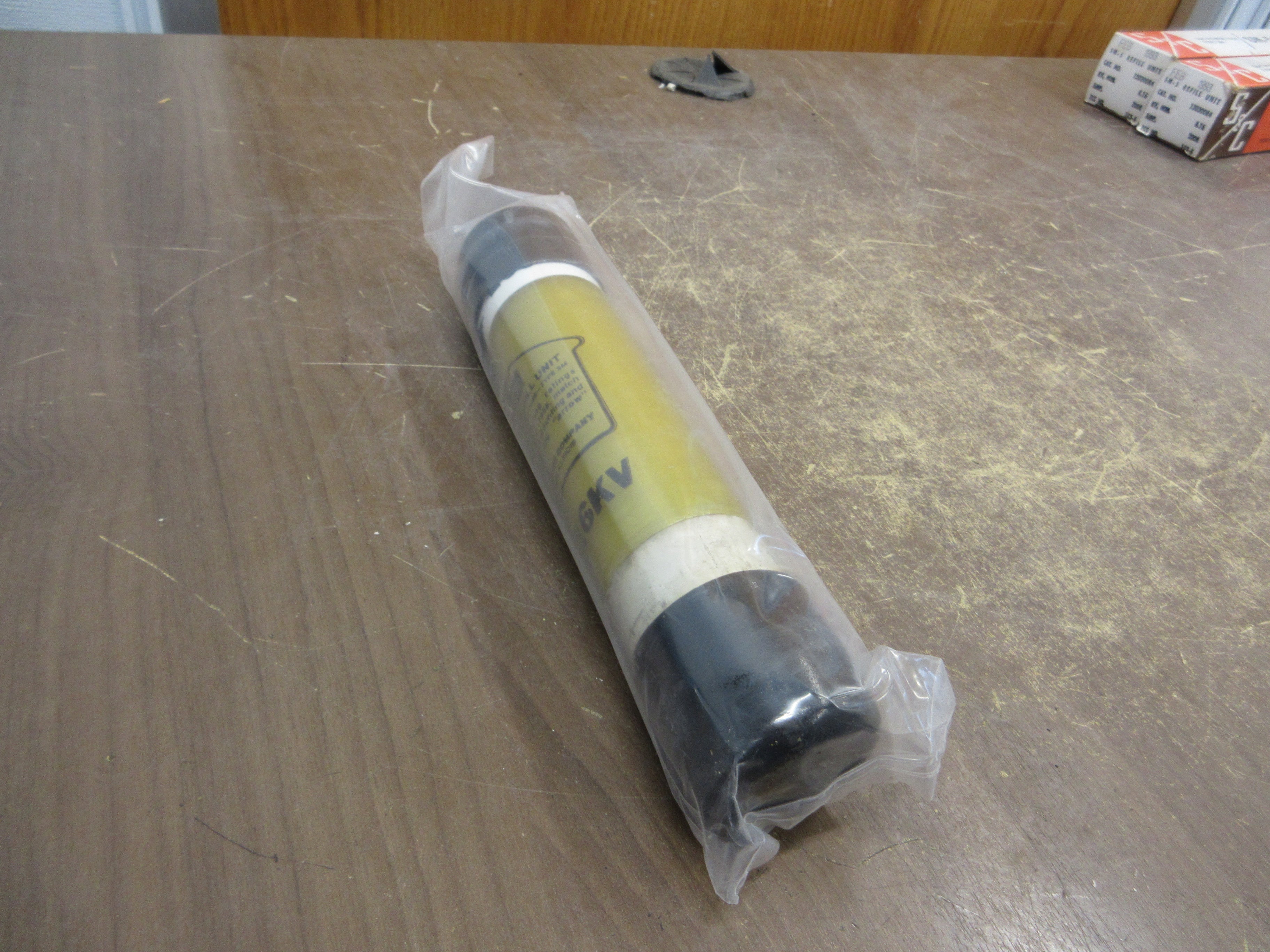 S&C SM-5 Fuse Refill Unit 130300R4 200E 4.16kV New Surplus