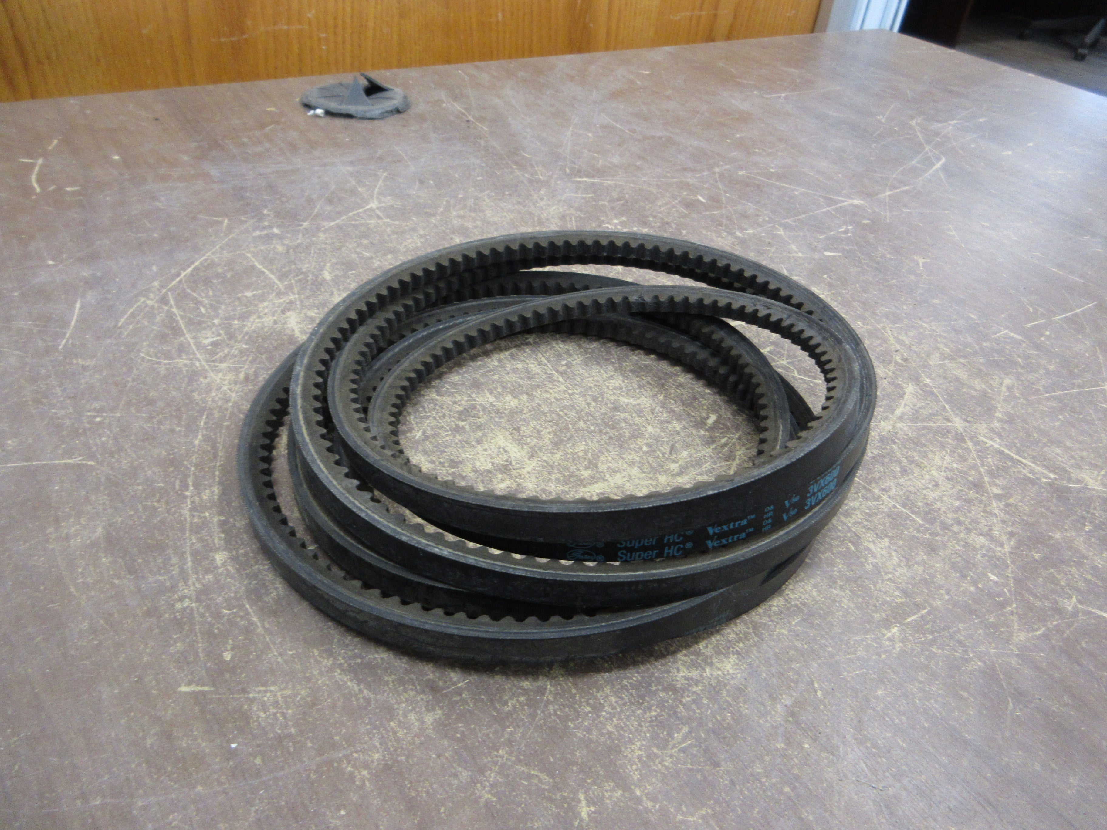 Gates Super HC Vextra Belt 3VX600 *No Box* New Surplus