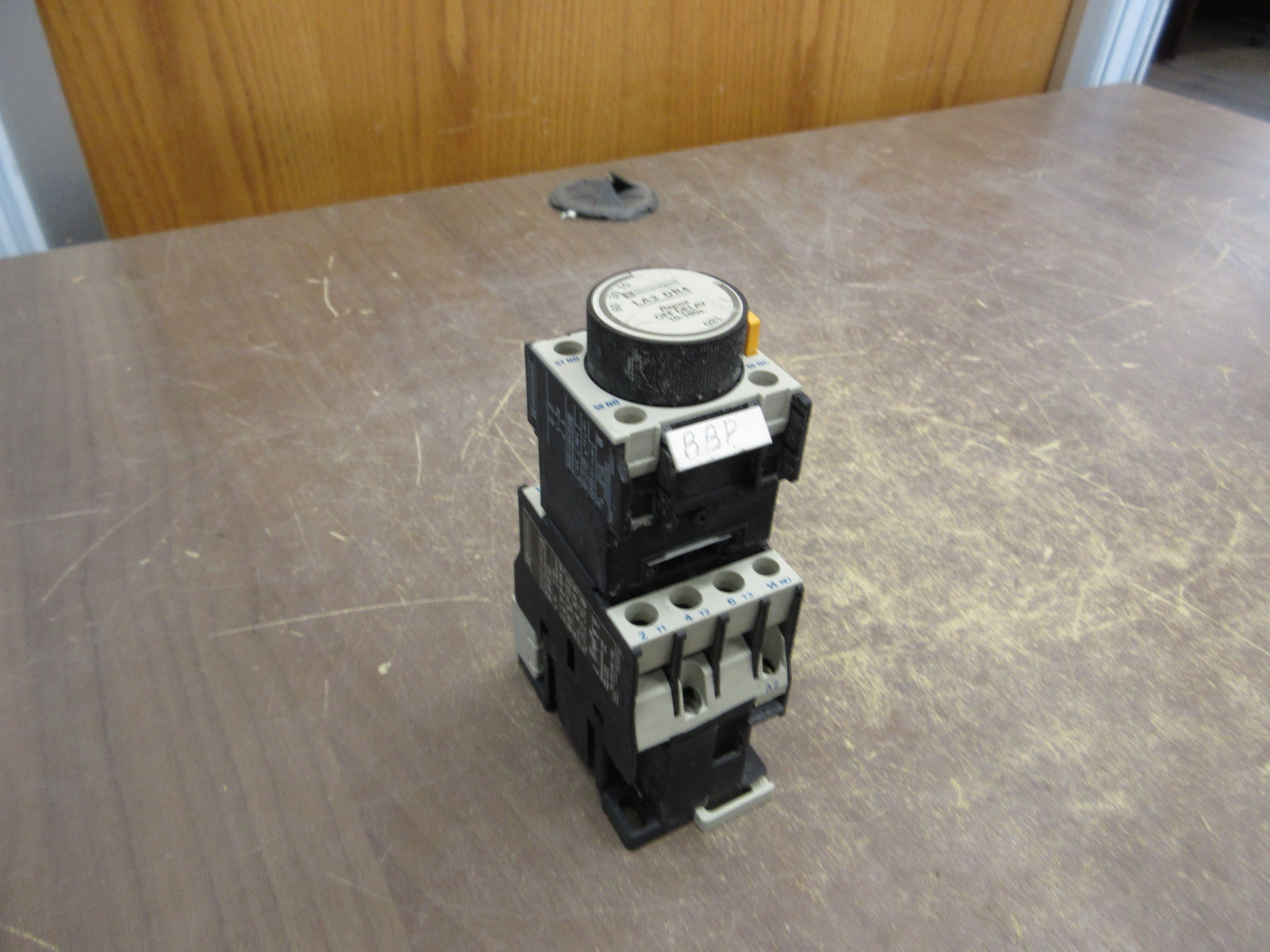 Telemecanique Timing Relay LA3 DR4 Off Delay: 10-180 Sec 120V Coil Used