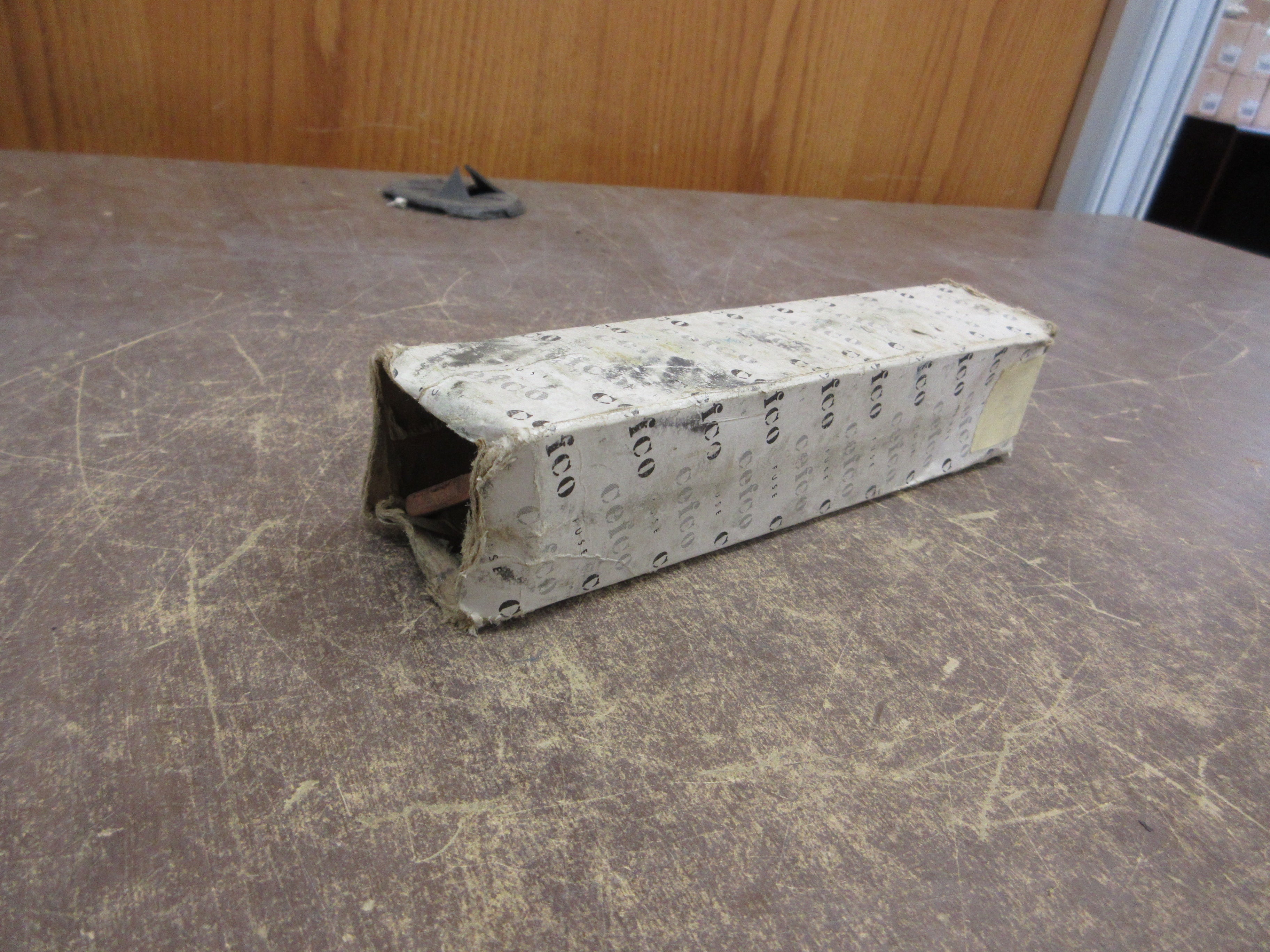 Cefco Fuse CRN R 150 150A 250V *Damaged Box* New Surplus