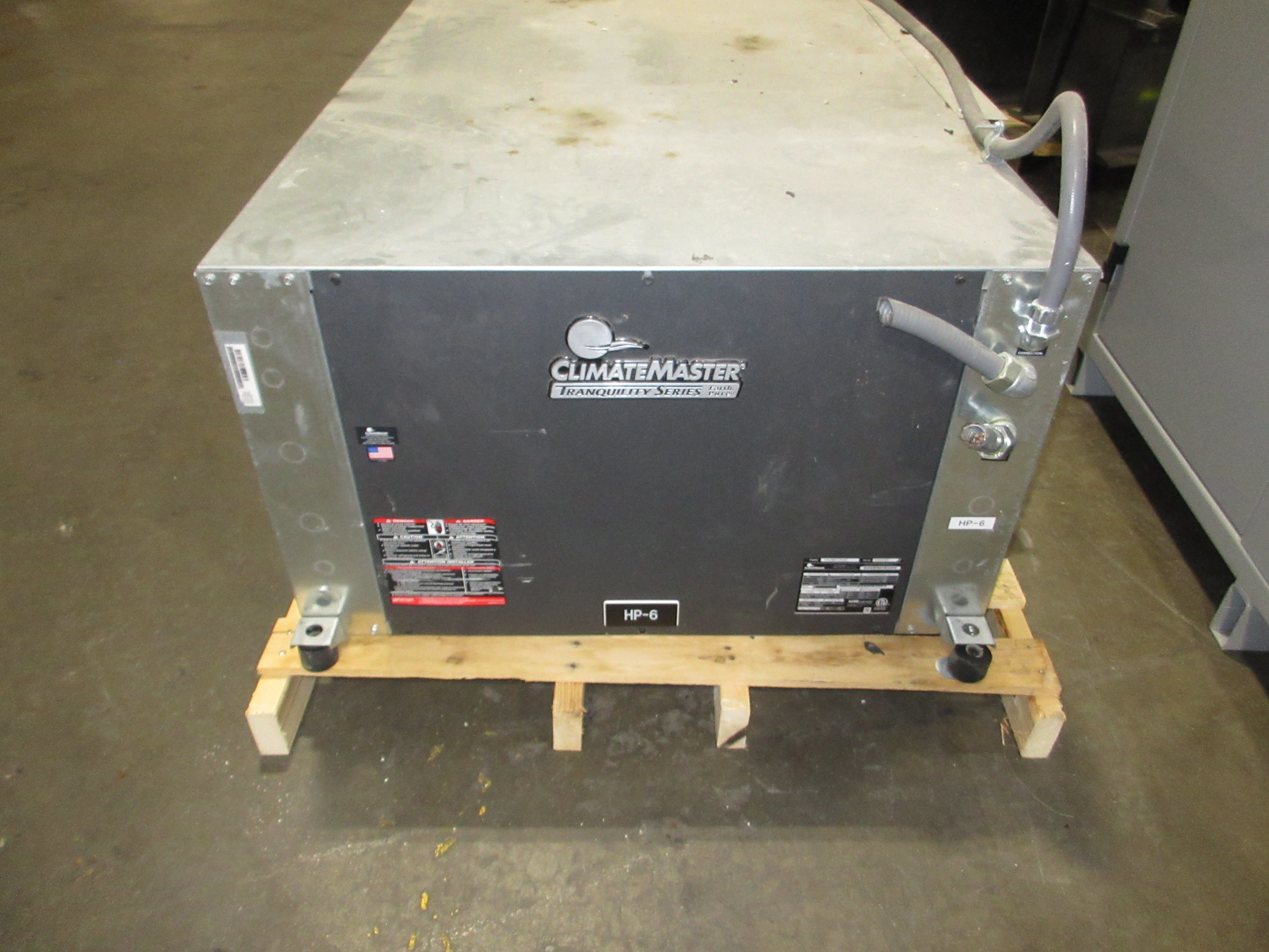 ClimateMaster Tranquility Water-Source Heat Pump TCH120AFCEACWSS 460V 60Hz 3Ph Used