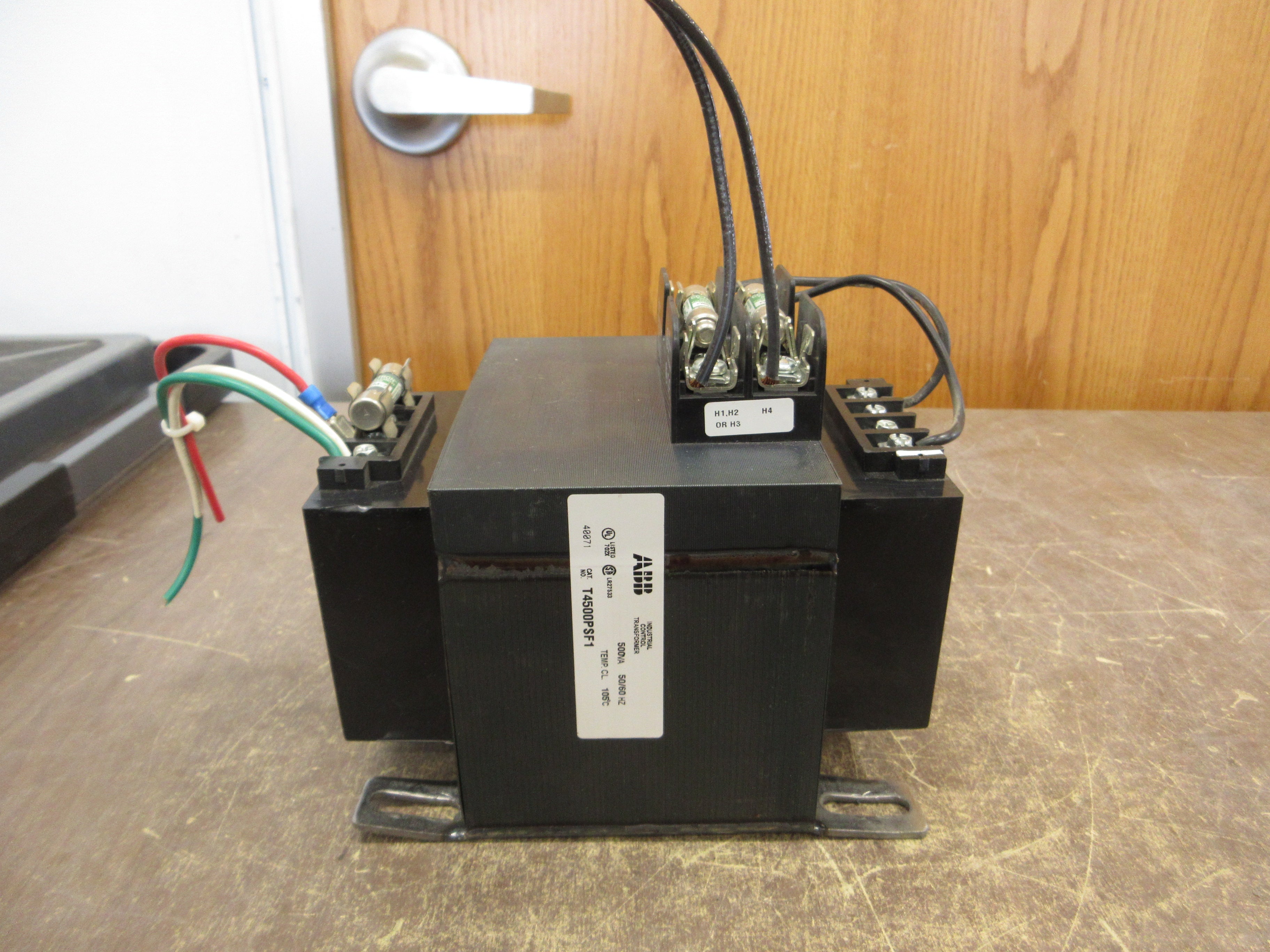 ABB Control Transformer T4500PSF1 500VA Pri: 208/240/480V Sec: 120V 50/60Hz Used