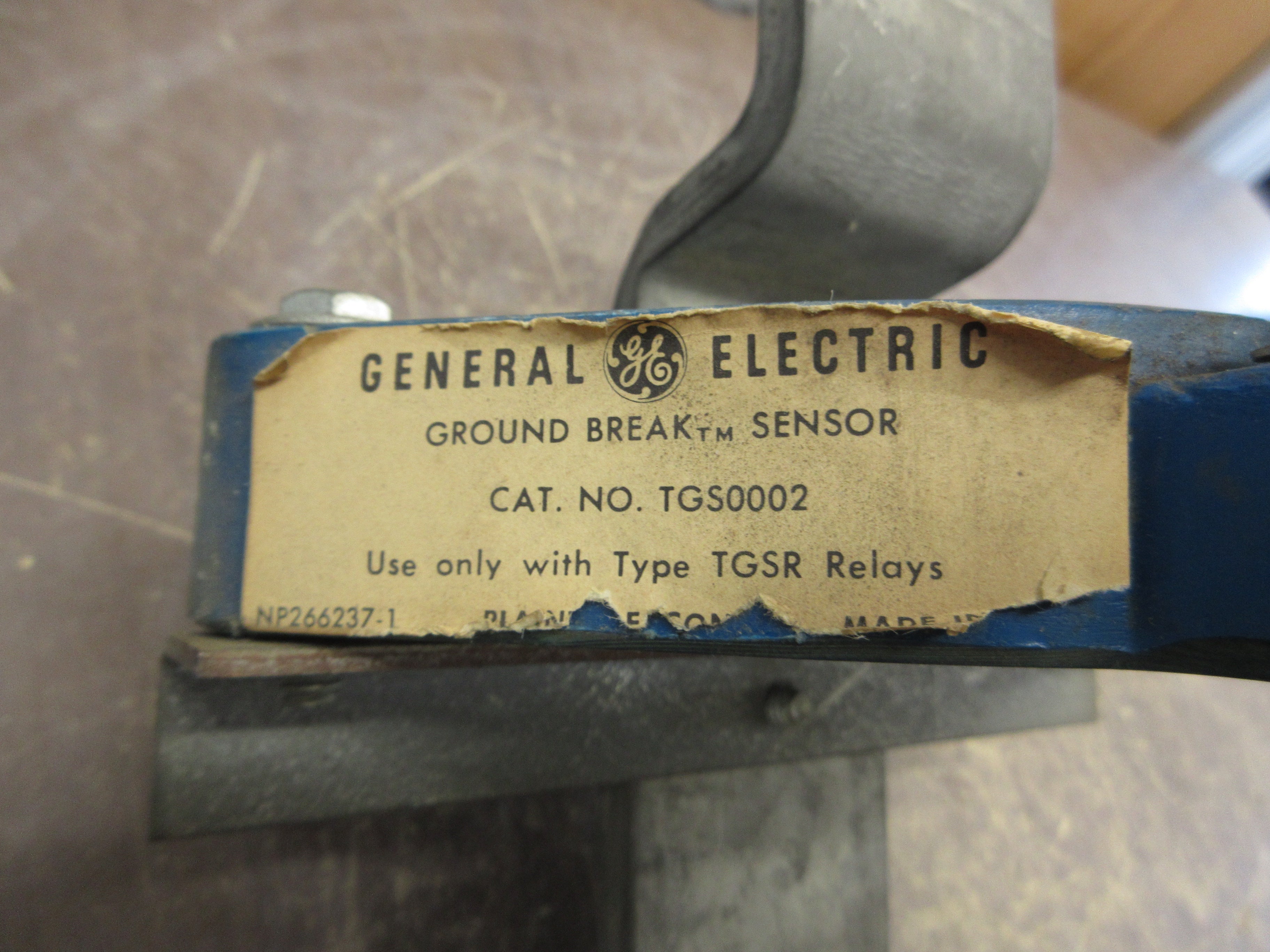 GE Ground Break Sensor TGS0002 For Type TGSR Relays 1600A Used