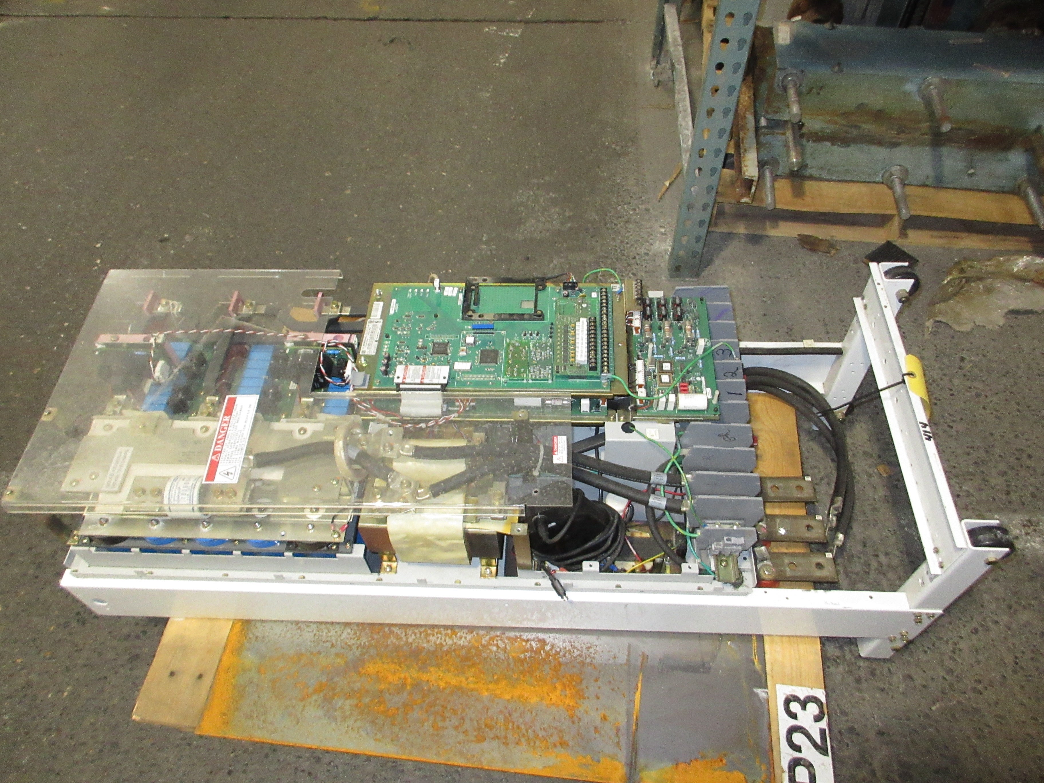 Allen-Bradley 1336 Plus II AC Drive 1336F-B200-AN-EN Ser. A 200HP 3Ph Used
