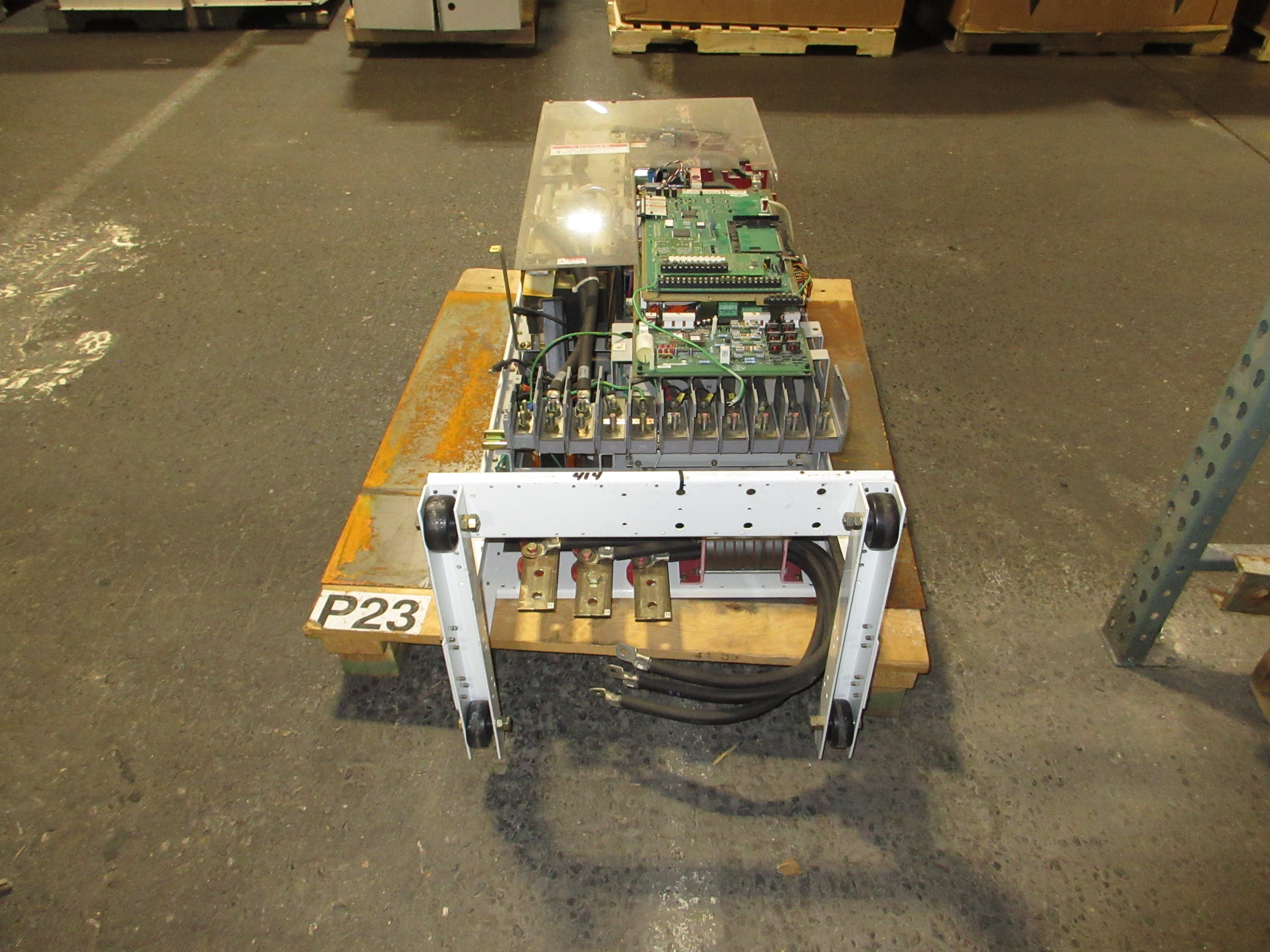 Allen-Bradley 1336 Plus II AC Drive 1336F-B200-AN-EN Ser. A 200HP 3Ph Used