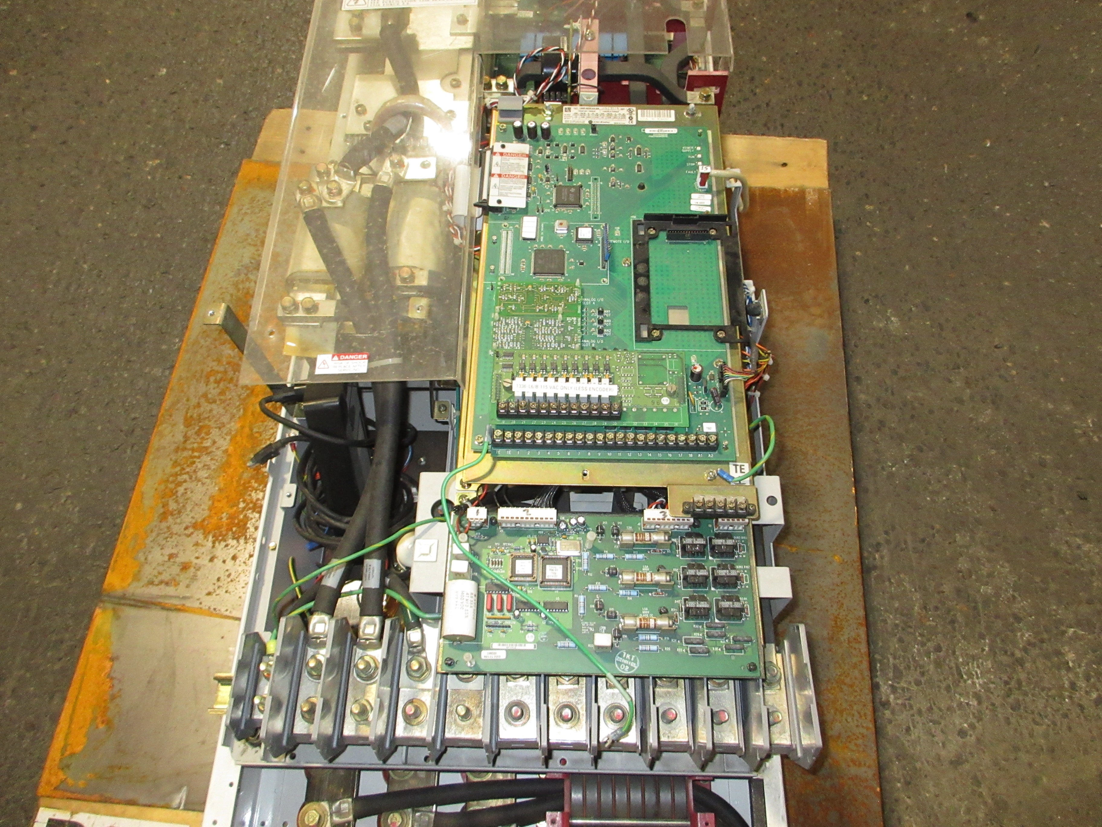 Allen-Bradley 1336 Plus II AC Drive 1336F-B200-AN-EN Ser. A 200HP 3Ph Used