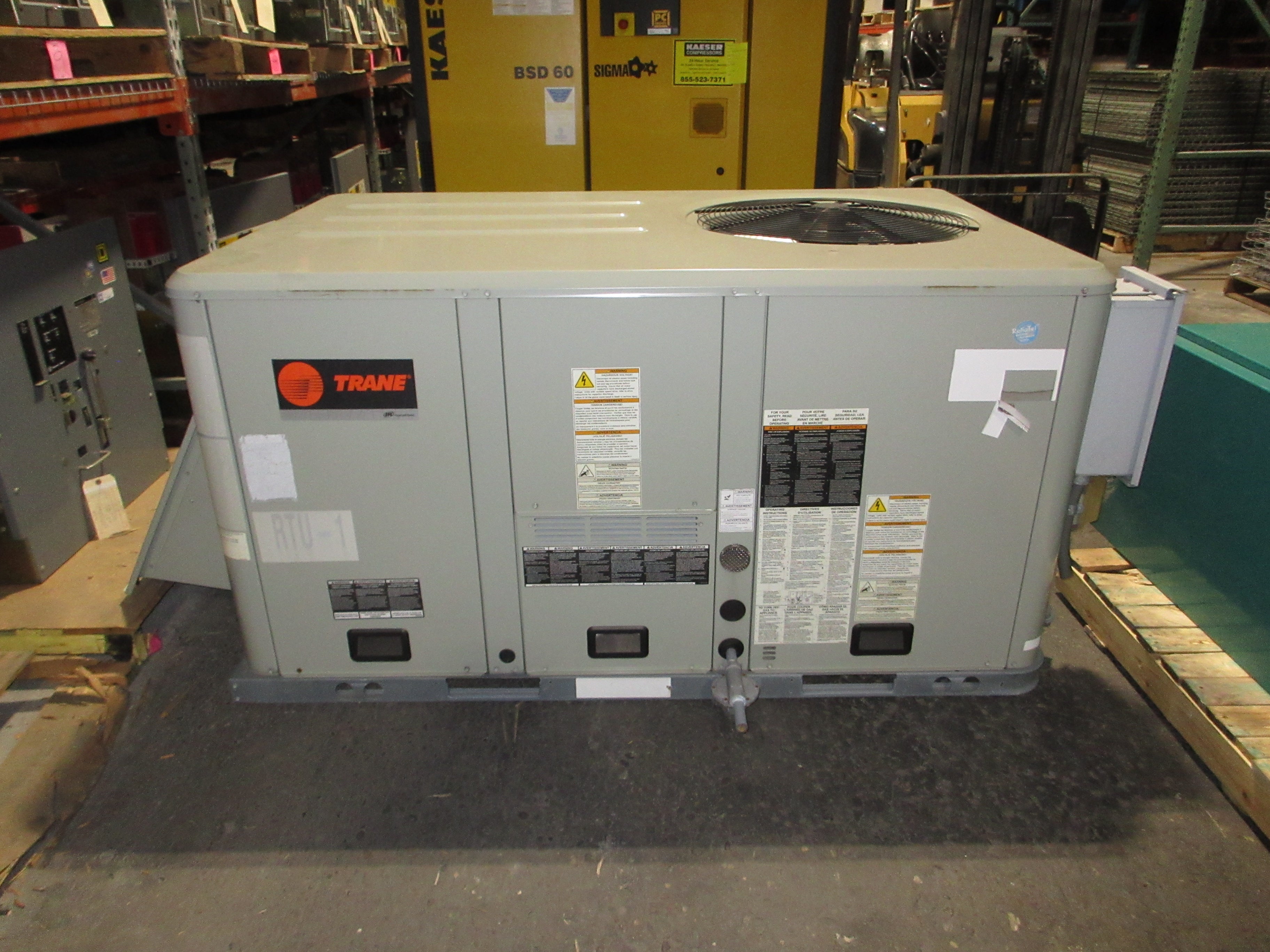 Trane Rooftop Unit YSC060E3RHA1SD 5-ton 208-230V 60Hz 3Ph MFD: 2015 Used