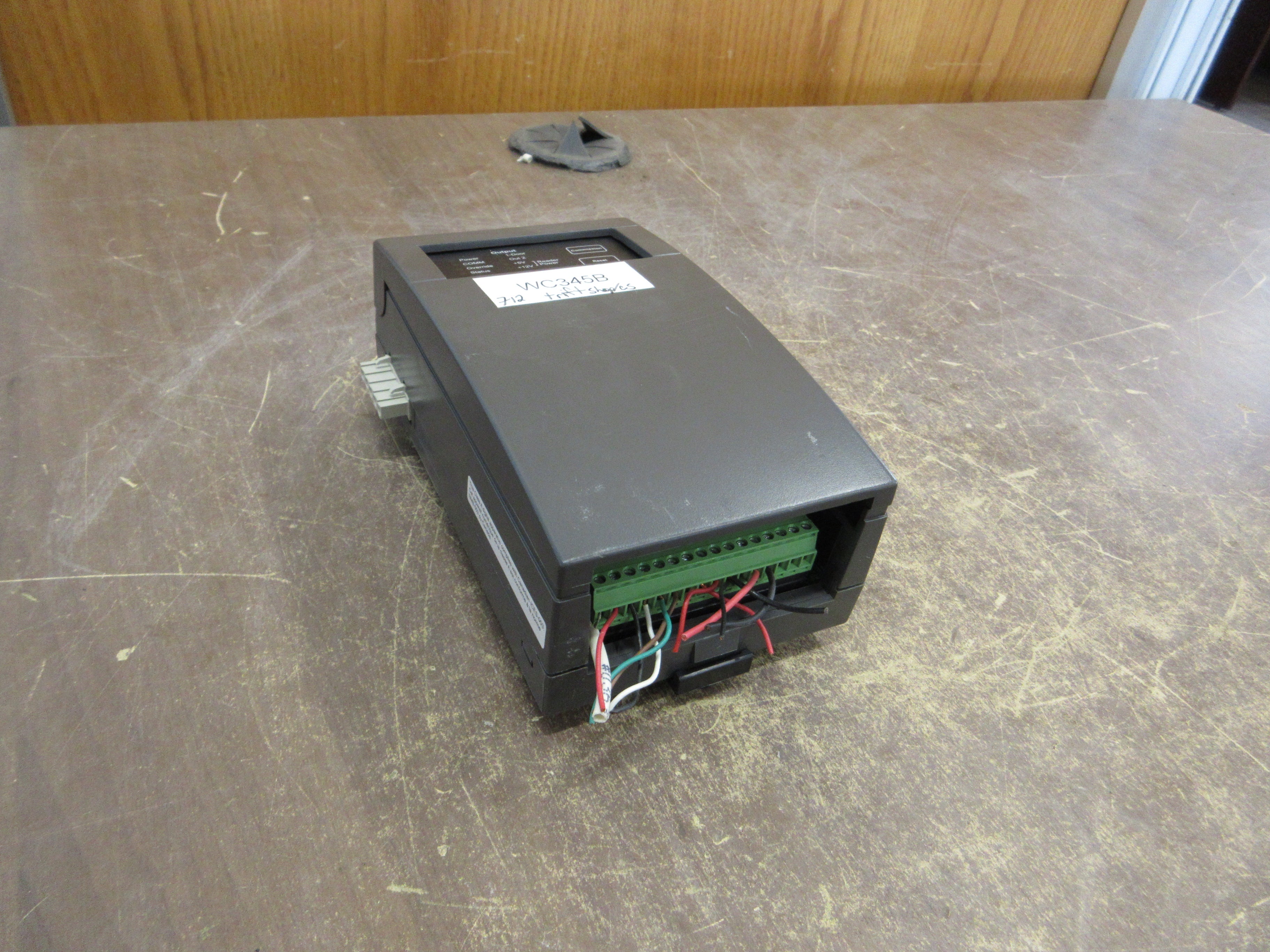 Schneider Electric Access Control Module AC-1 24VDC 2.6W Used