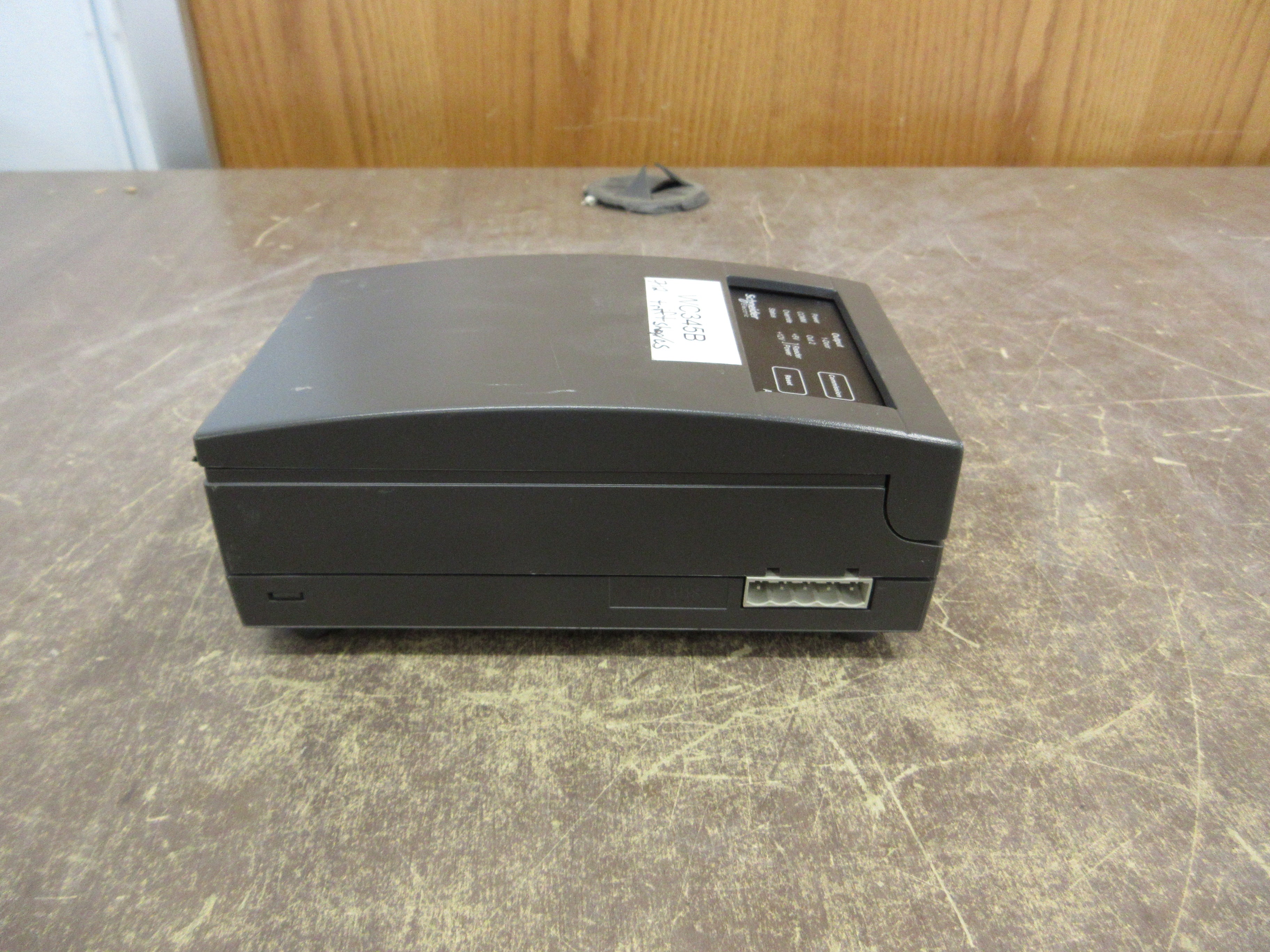 Schneider Electric Access Control Module AC-1 24VDC 2.6W Used