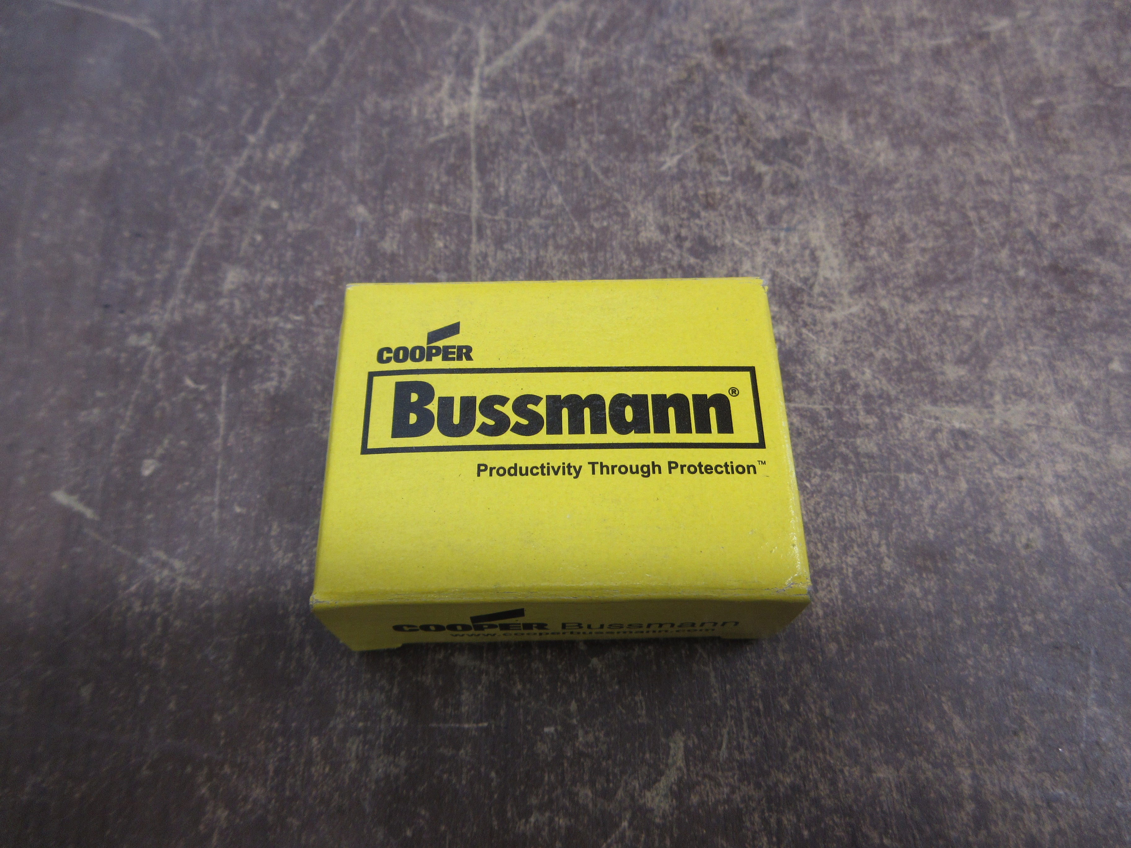 Cooper Bussmann Limitron Fuse KTK-R-1/10 600V 1/10A *Box of 10* New Surplus