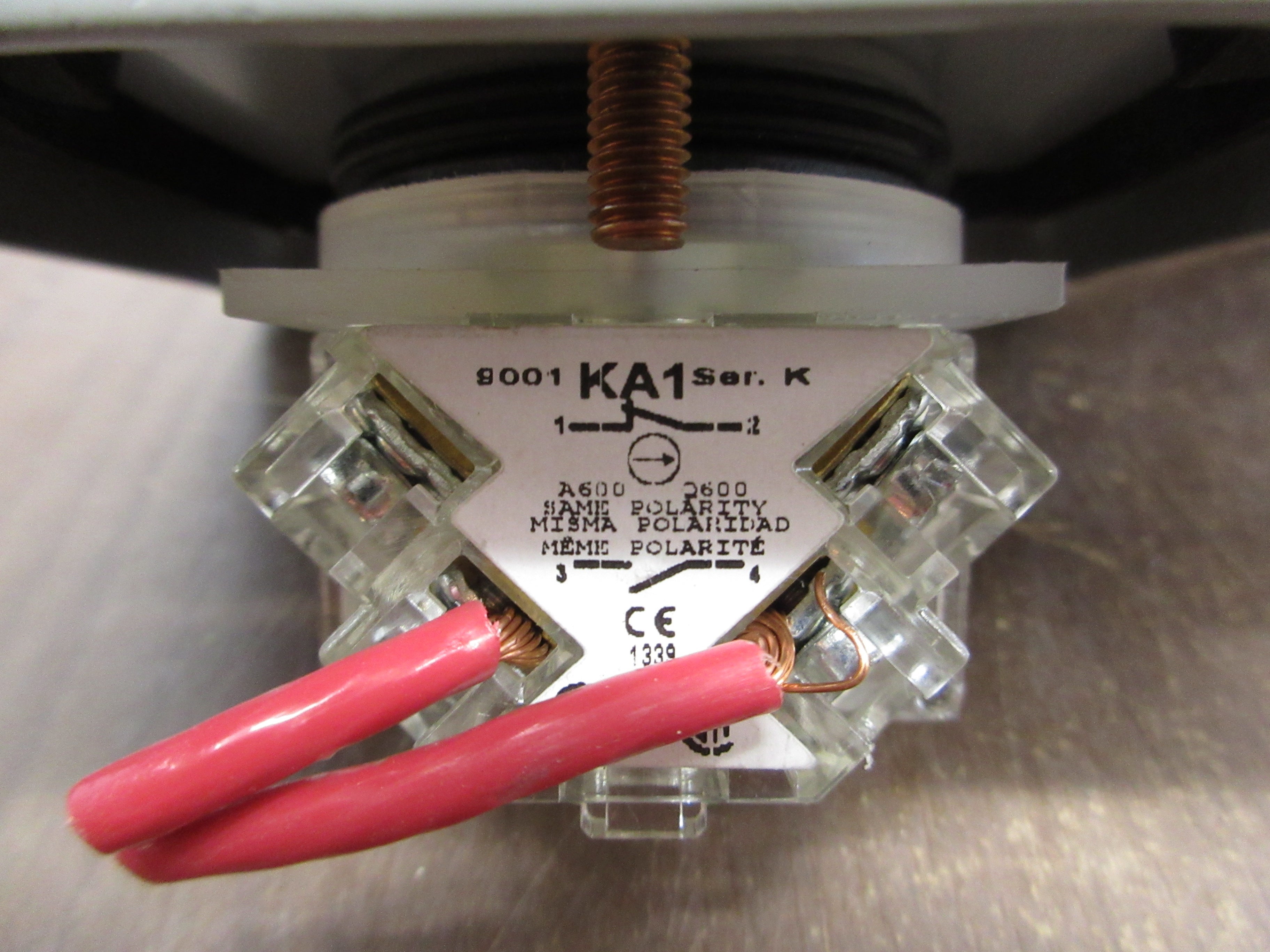 Square D Enclosed Keyed Switch 9001 KA1 Ser. K Type 12, 13 Enclosure Used