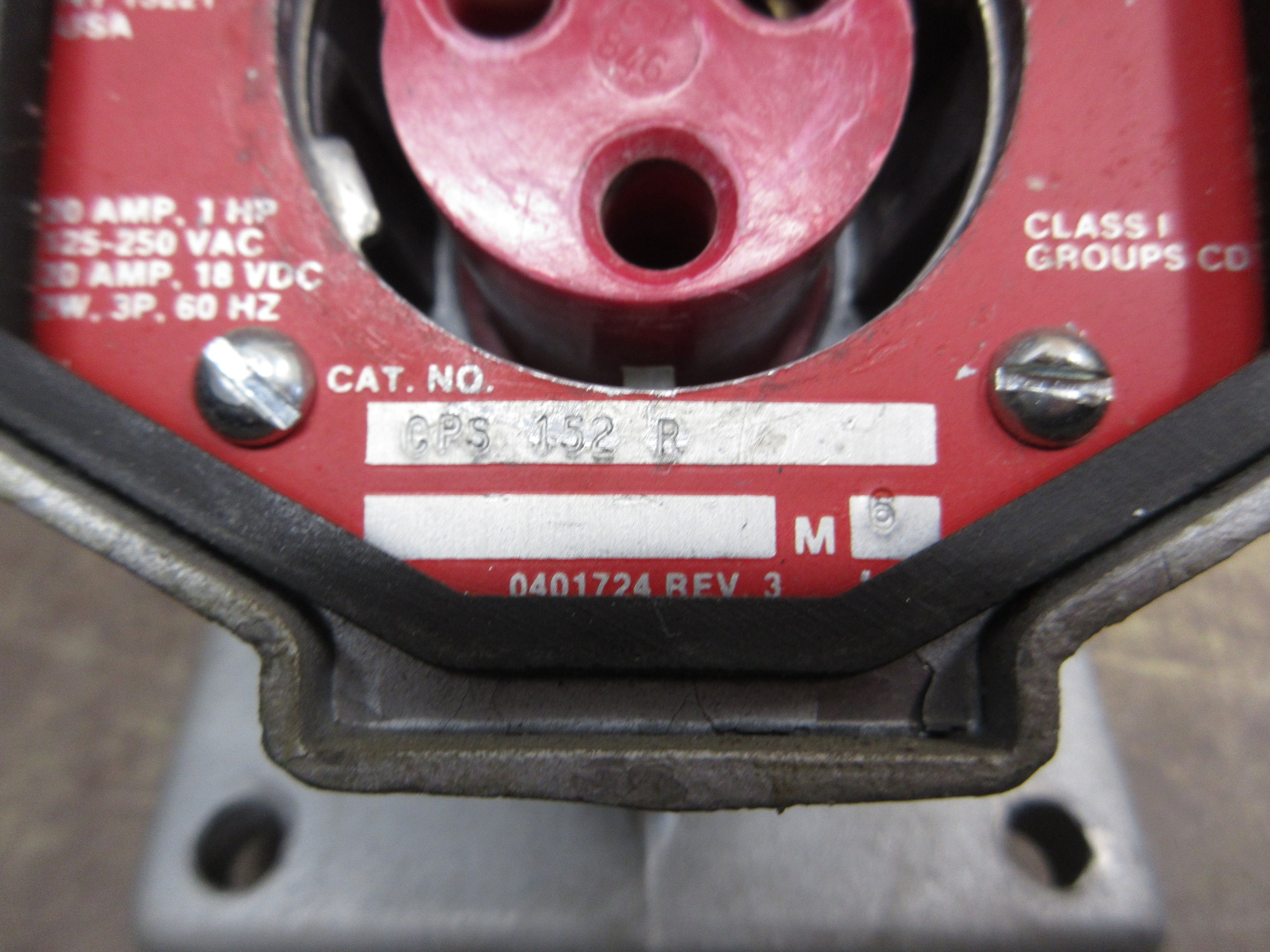 Crouse-Hinds Receptacle CPS152R 20A 125-250VAC 2W 3P Used