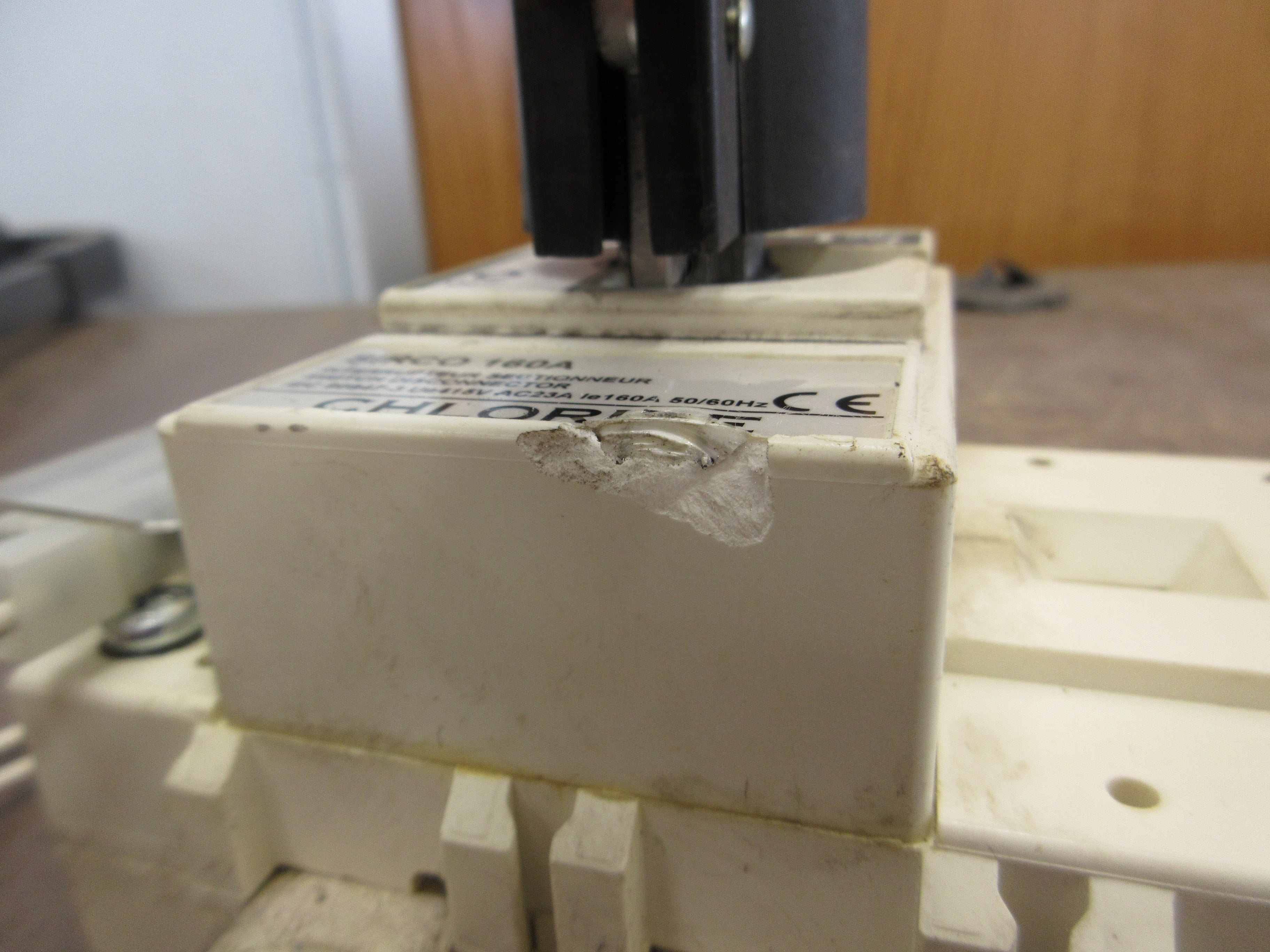 Chloride Disconnect Switch SIRCO 160A 415V 160A 50/60Hz *Chipped Front* Used