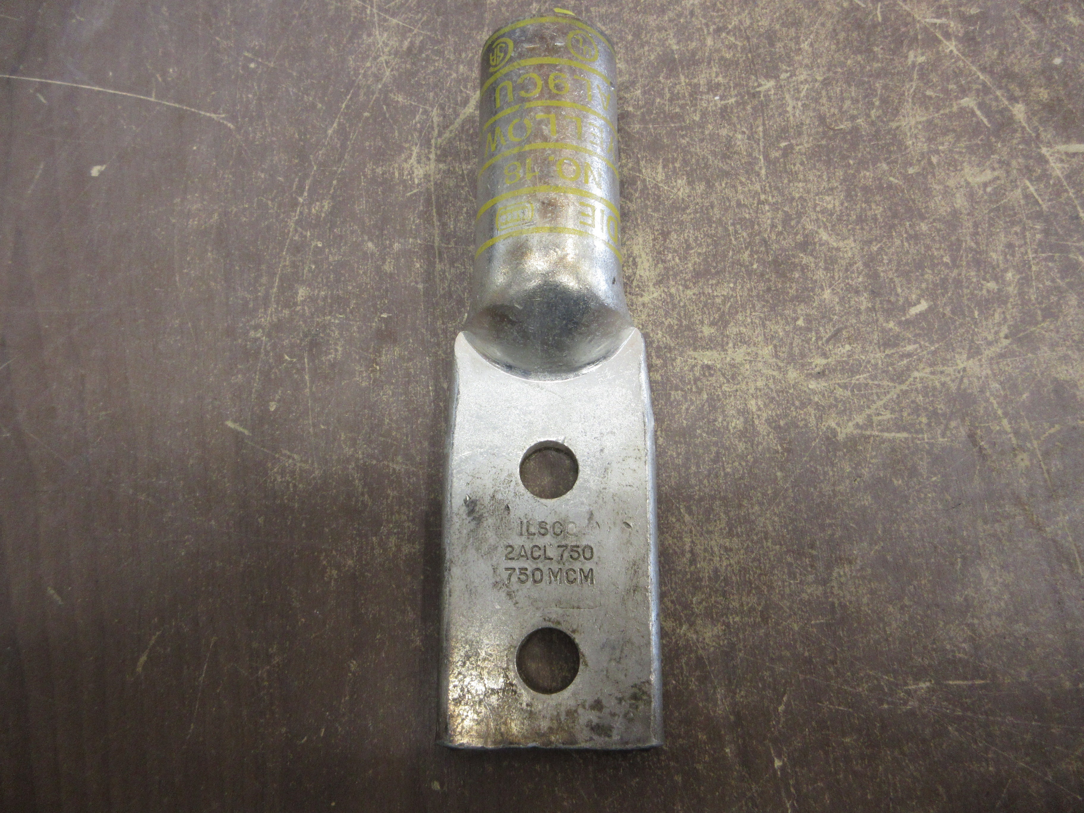 Ilsco Crimp Lug 2ACL750 750MCM 2-Hole *No Box* New Surplus