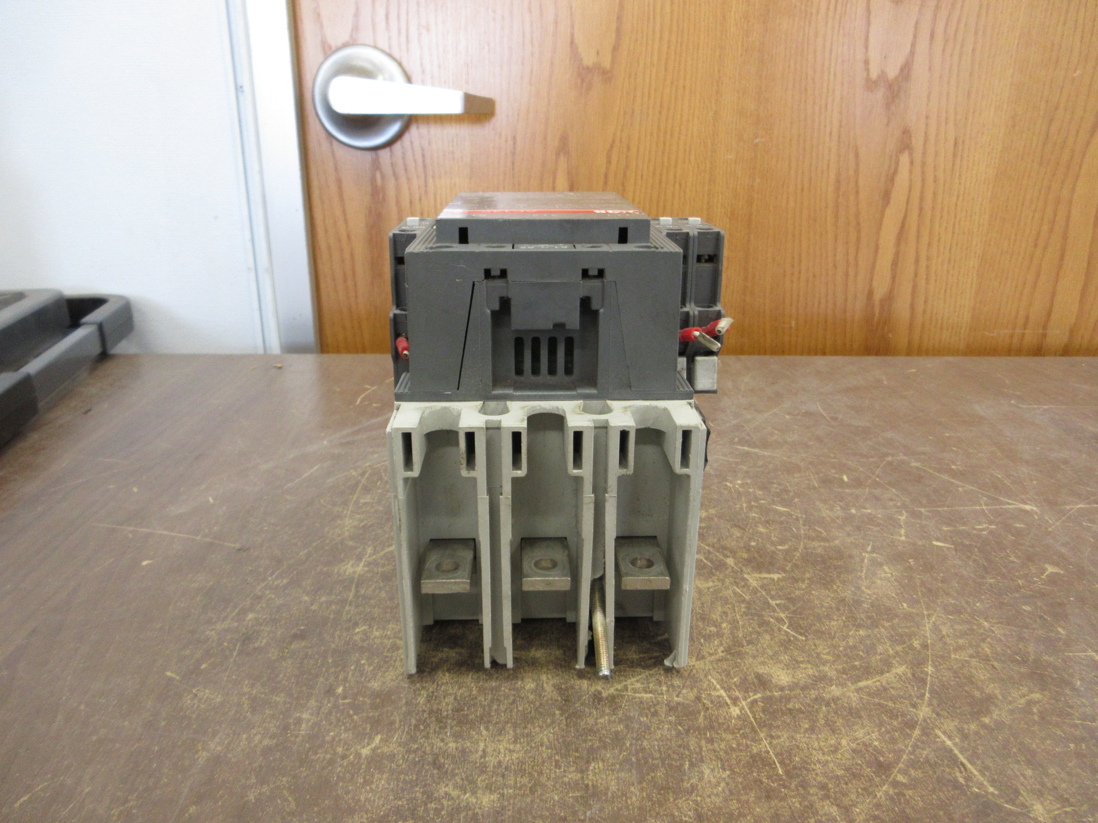 ABB Contactor AF145-30 20-60VDC Coil 230A 600V Used