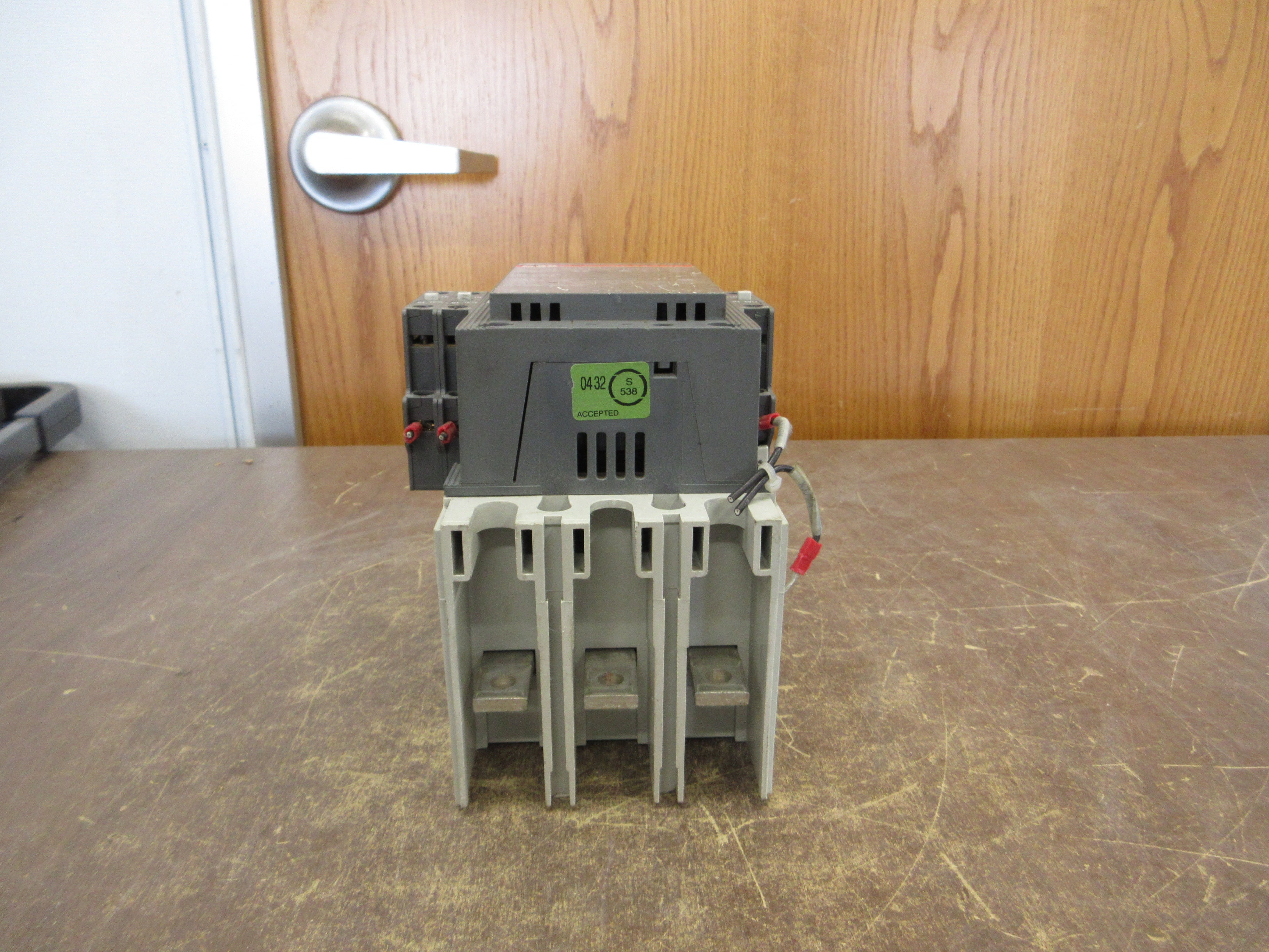 ABB Contactor AF145-30 20-60VDC Coil 230A 600V Used