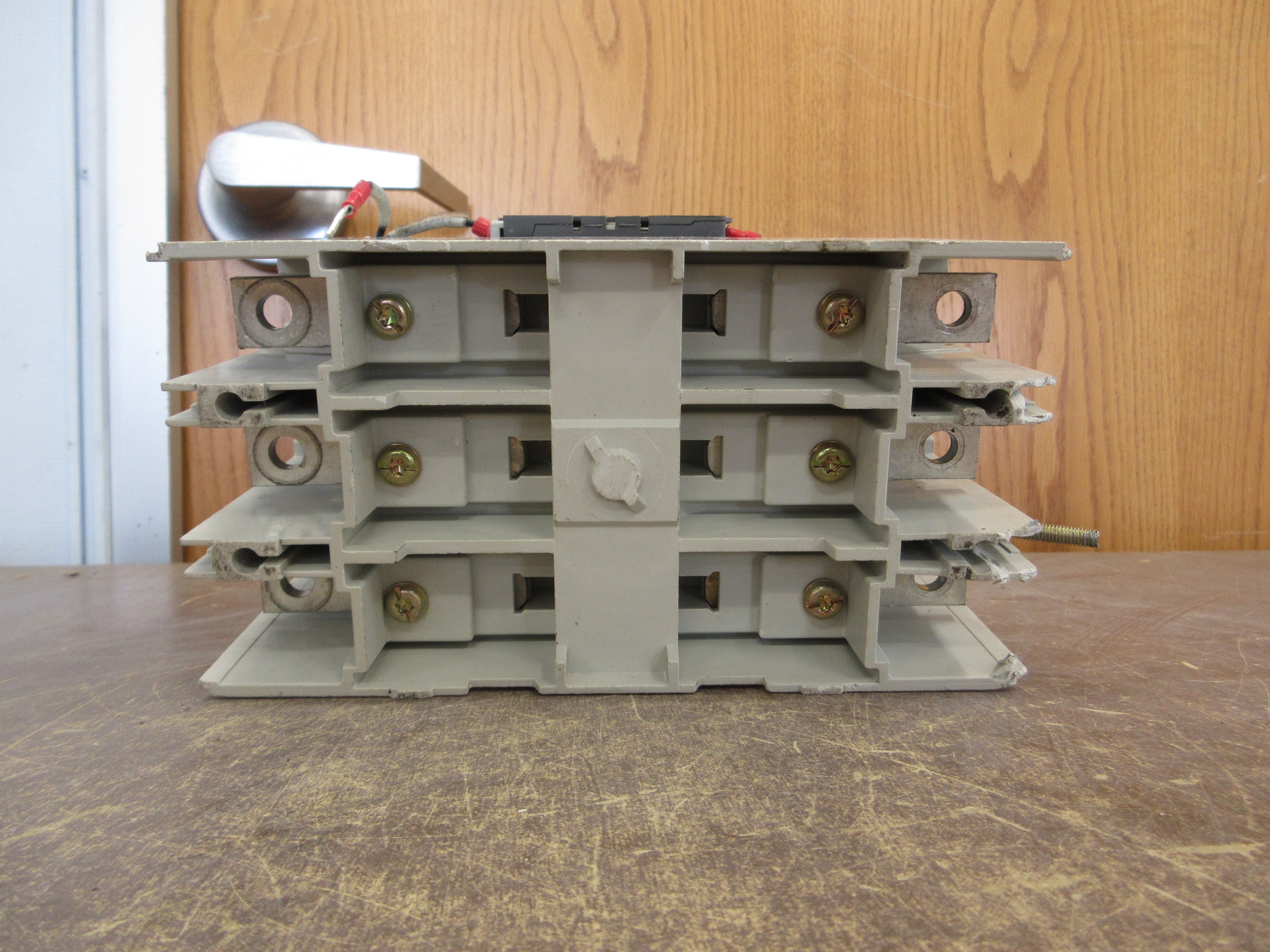 ABB Contactor AF145-30 20-60VDC Coil 230A 600V Used