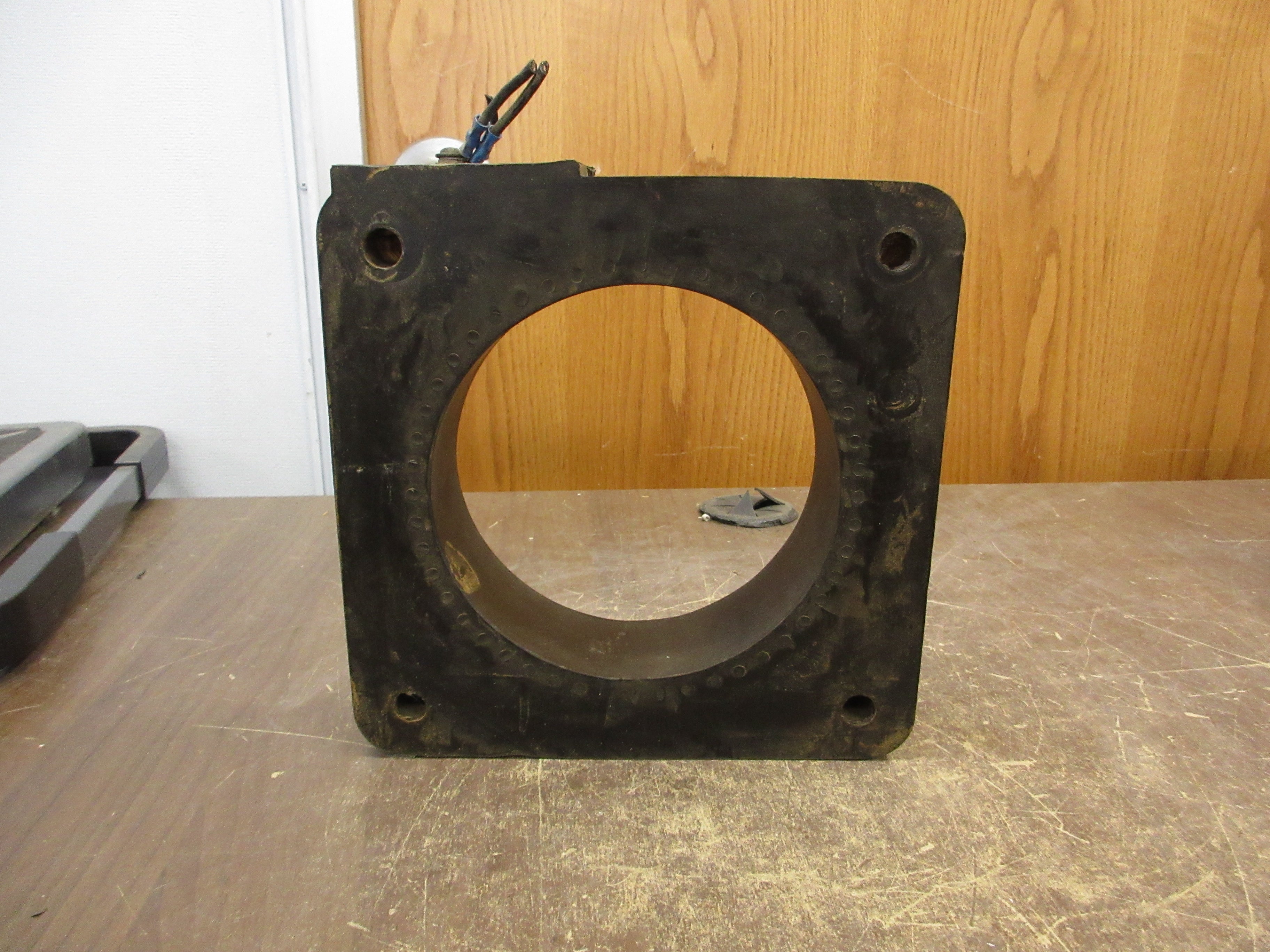 GE Type JAH-0 Current Transformer 837X66 Ratio 1500:5A 600V 25-400Hz Used