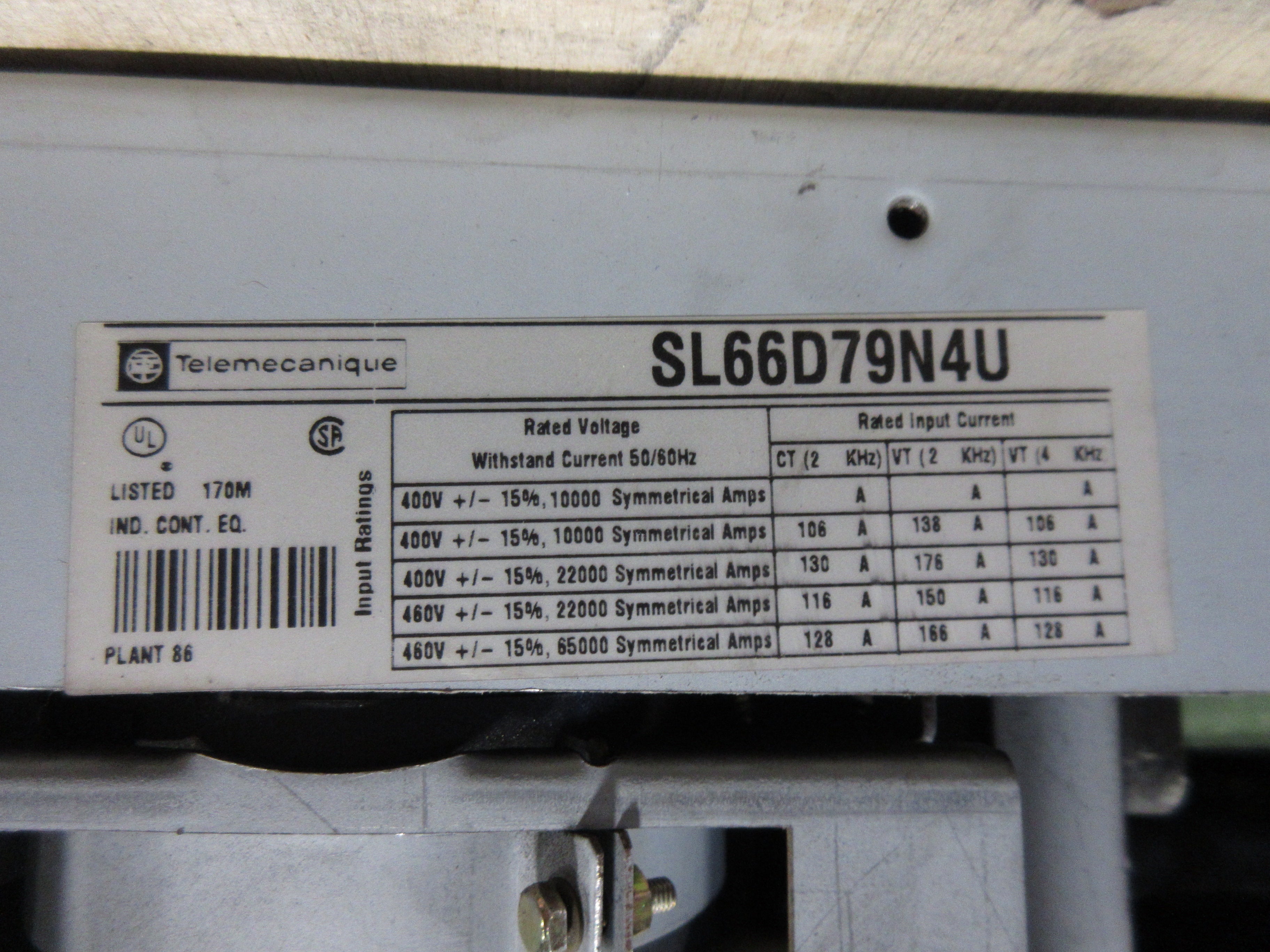 Square D AC Drive SL66D79N4U 100HP *Open Chassis* *No Keypad* Used