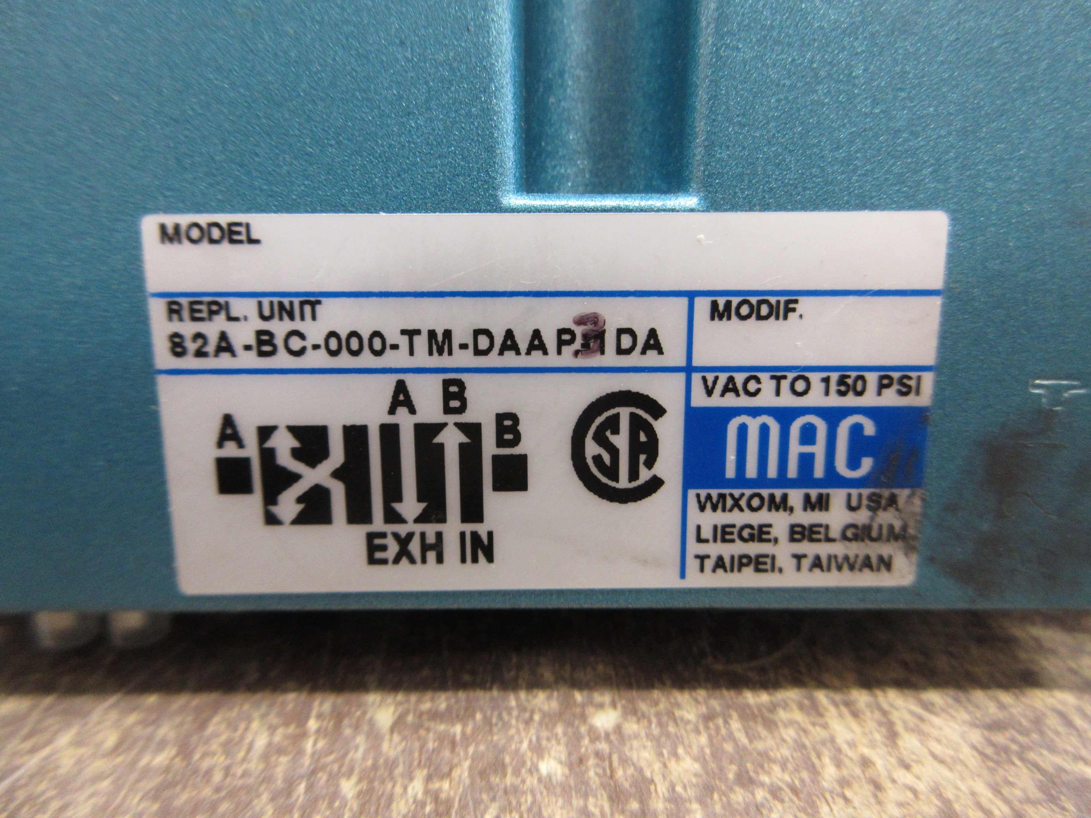MAC Solenoid Valve 82A-BC-000-TM-DAAP3DA VAC-150PSI Used