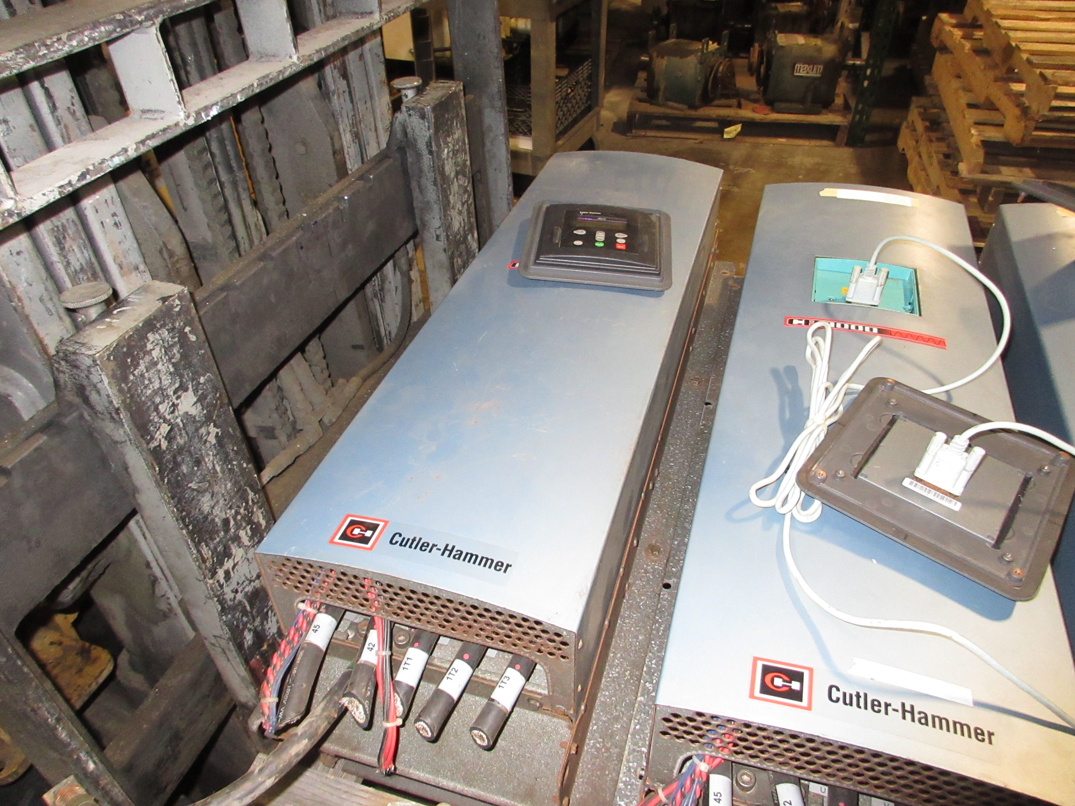 Cutler-Hammer CP9000 AC Drive NI9100AN-5M0A00 150HP w/ Keypad & External Mount