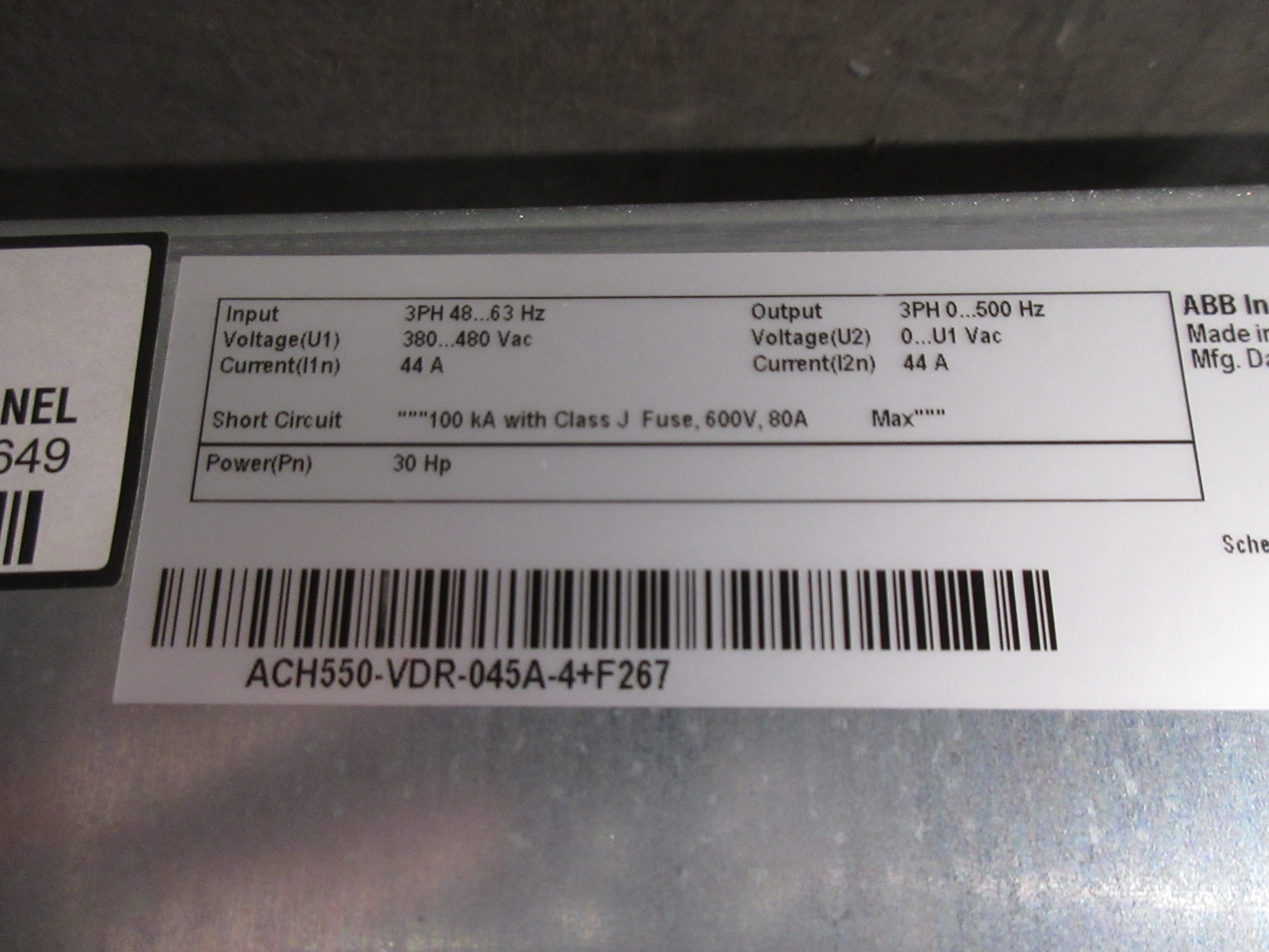 ABB ACH550 AC Drive w/ Bypass ACH550-VDR-045A-4+F267 30HP 3Ph w/ Keypad Used