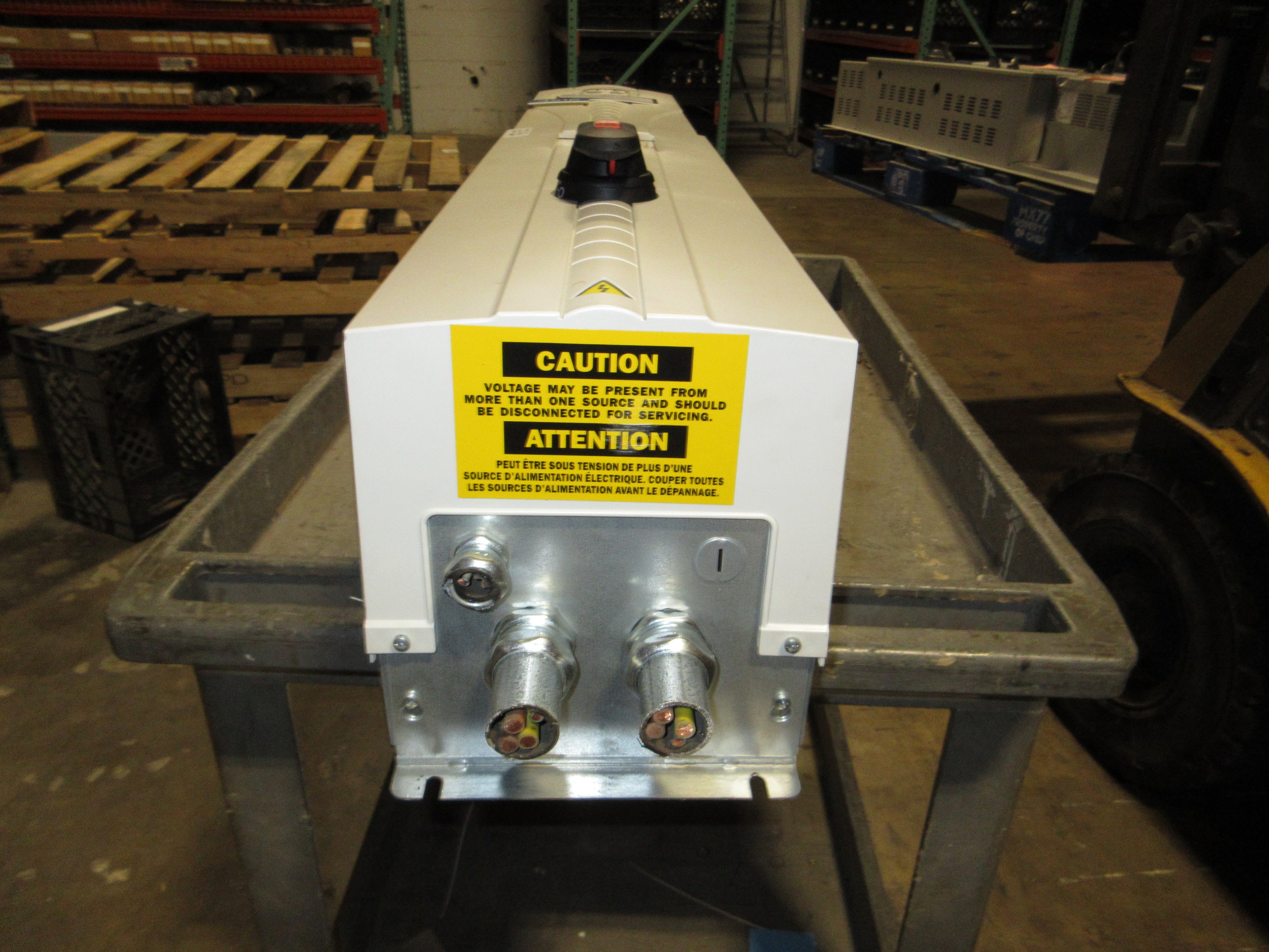 ABB ACH550 AC Drive w/ Bypass ACH550-VDR-045A-4+F267 30HP 3Ph w/ Keypad Used