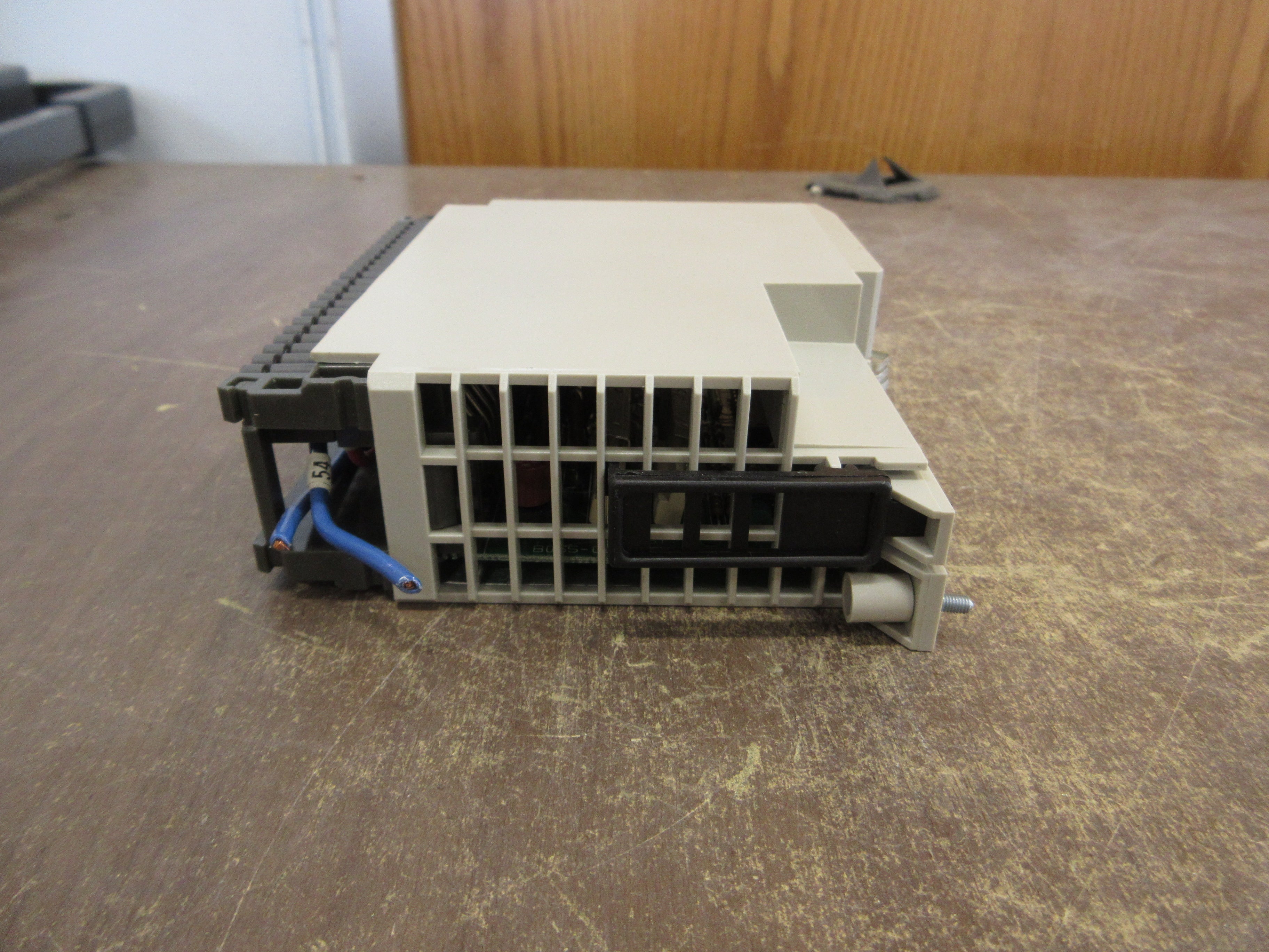 Schneider TSX Compact Discreate Output Module DAP210/AS-BDAP-210 8x 24-230 VAC